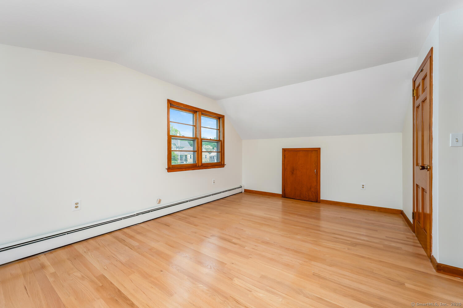 27 Brookdale, Fairfield, Connecticut 06824
