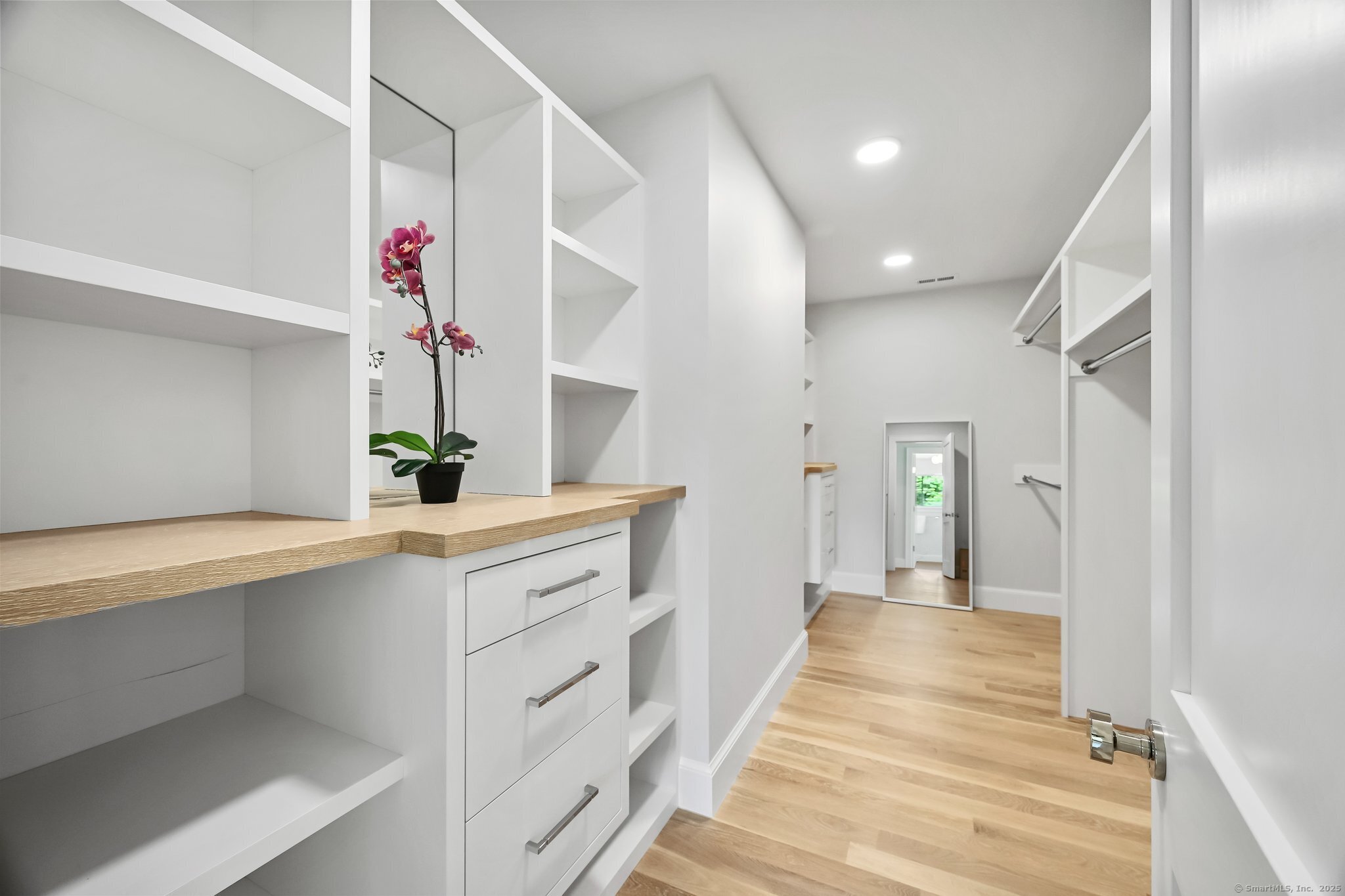 171 Compo, Westport, Connecticut 06880