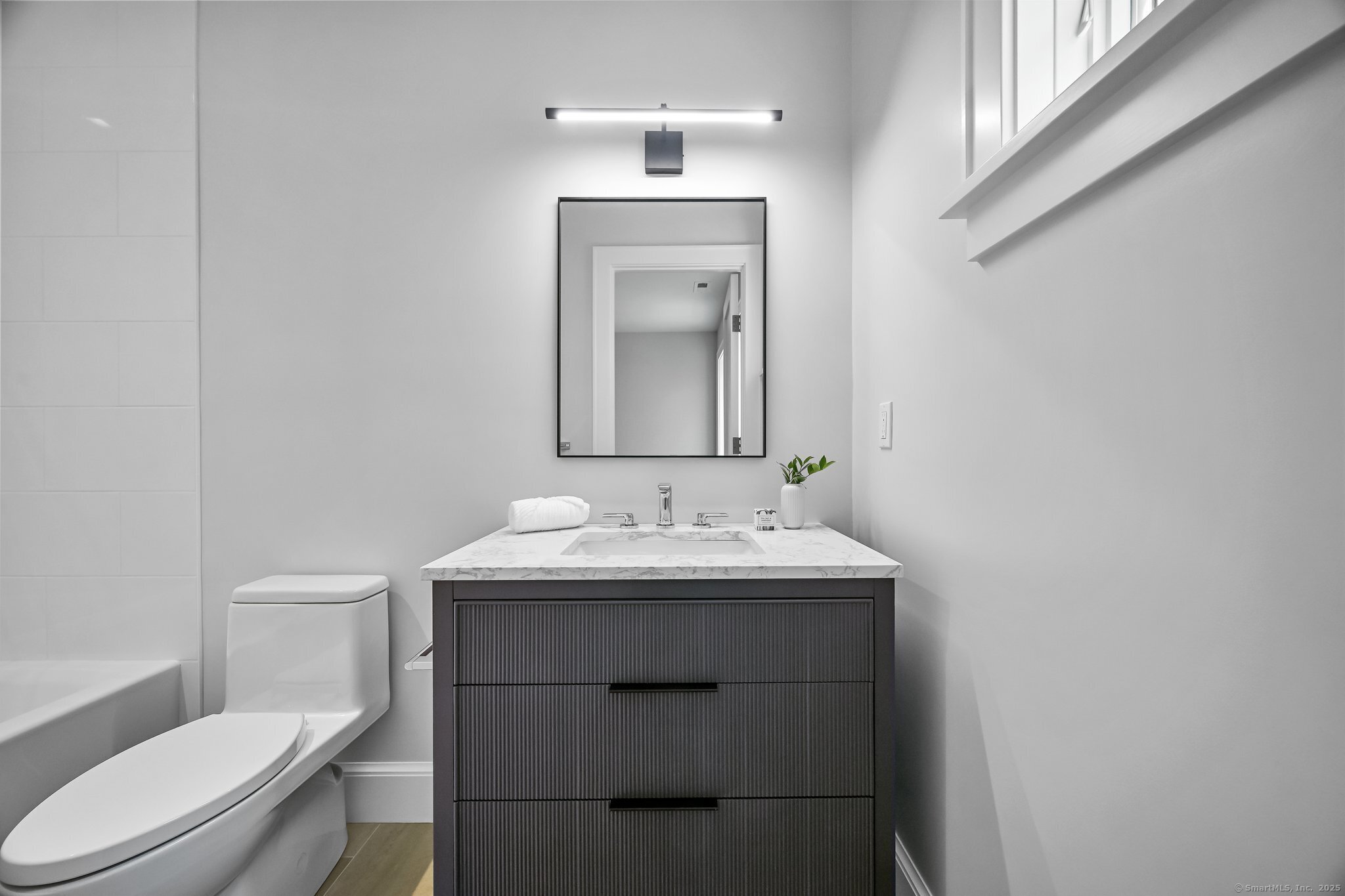 171 Compo, Westport, Connecticut 06880