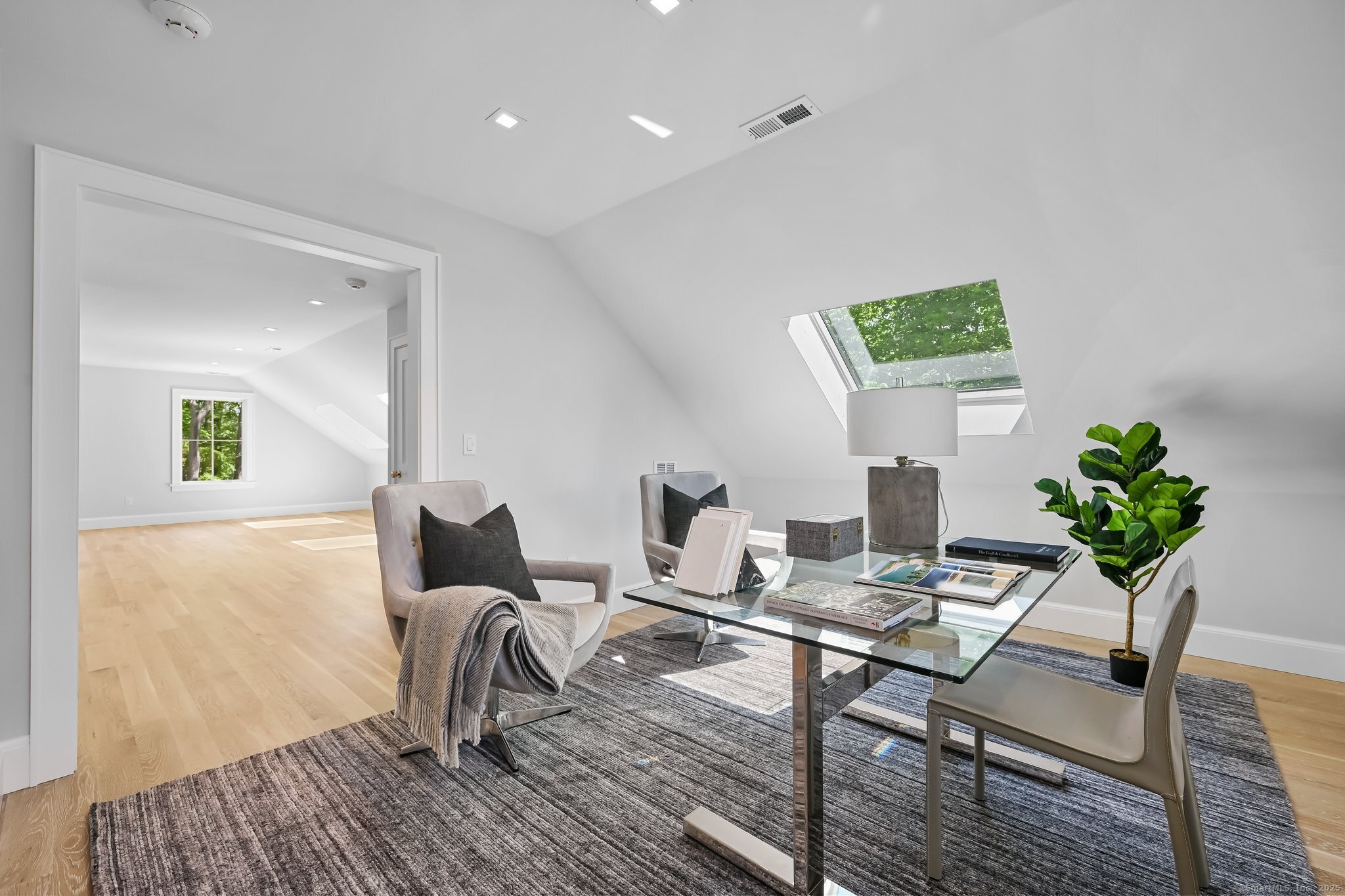 171 Compo, Westport, Connecticut 06880