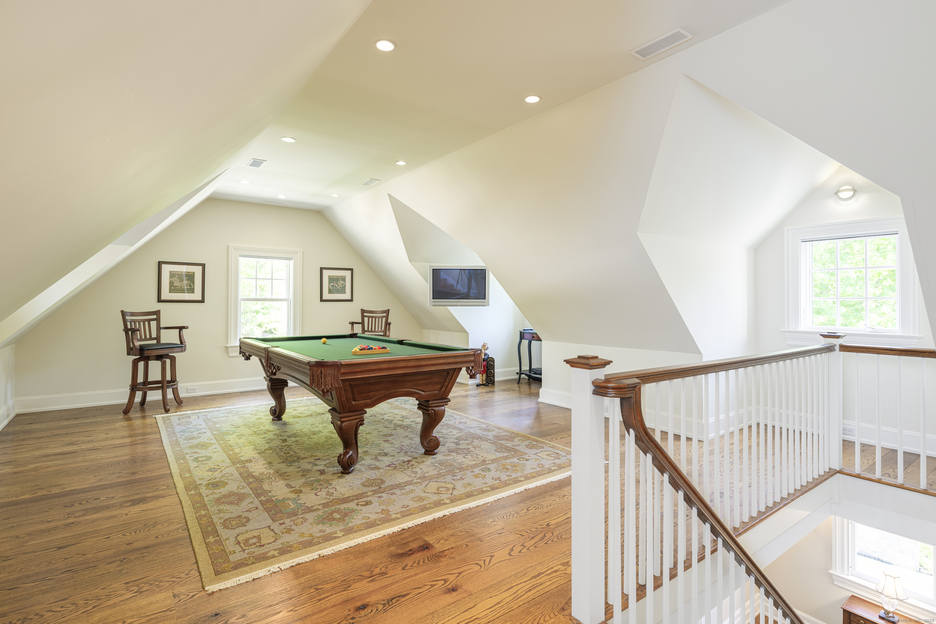 10 Cross, Darien, Connecticut 06820