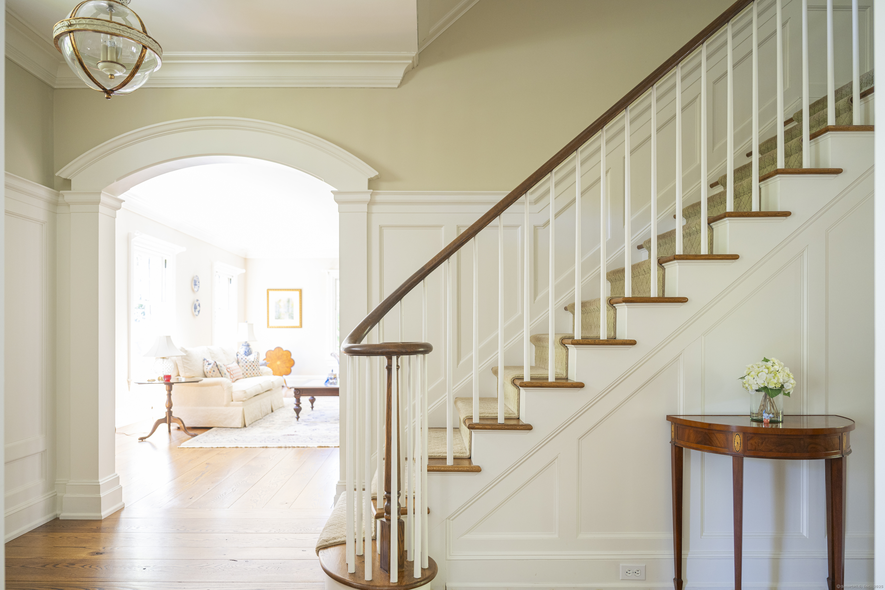 10 Cross, Darien, Connecticut 06820