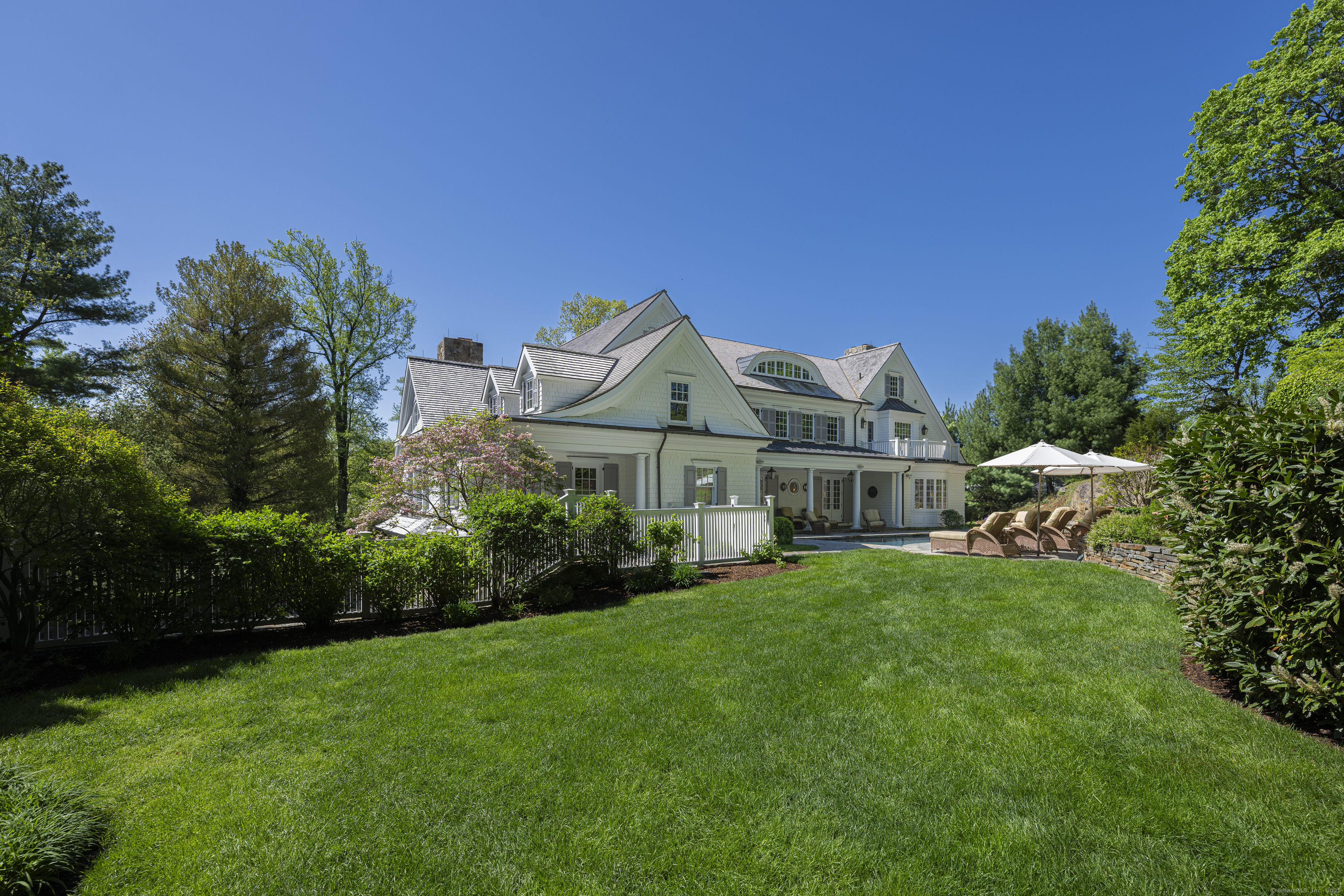 10 Cross, Darien, Connecticut 06820