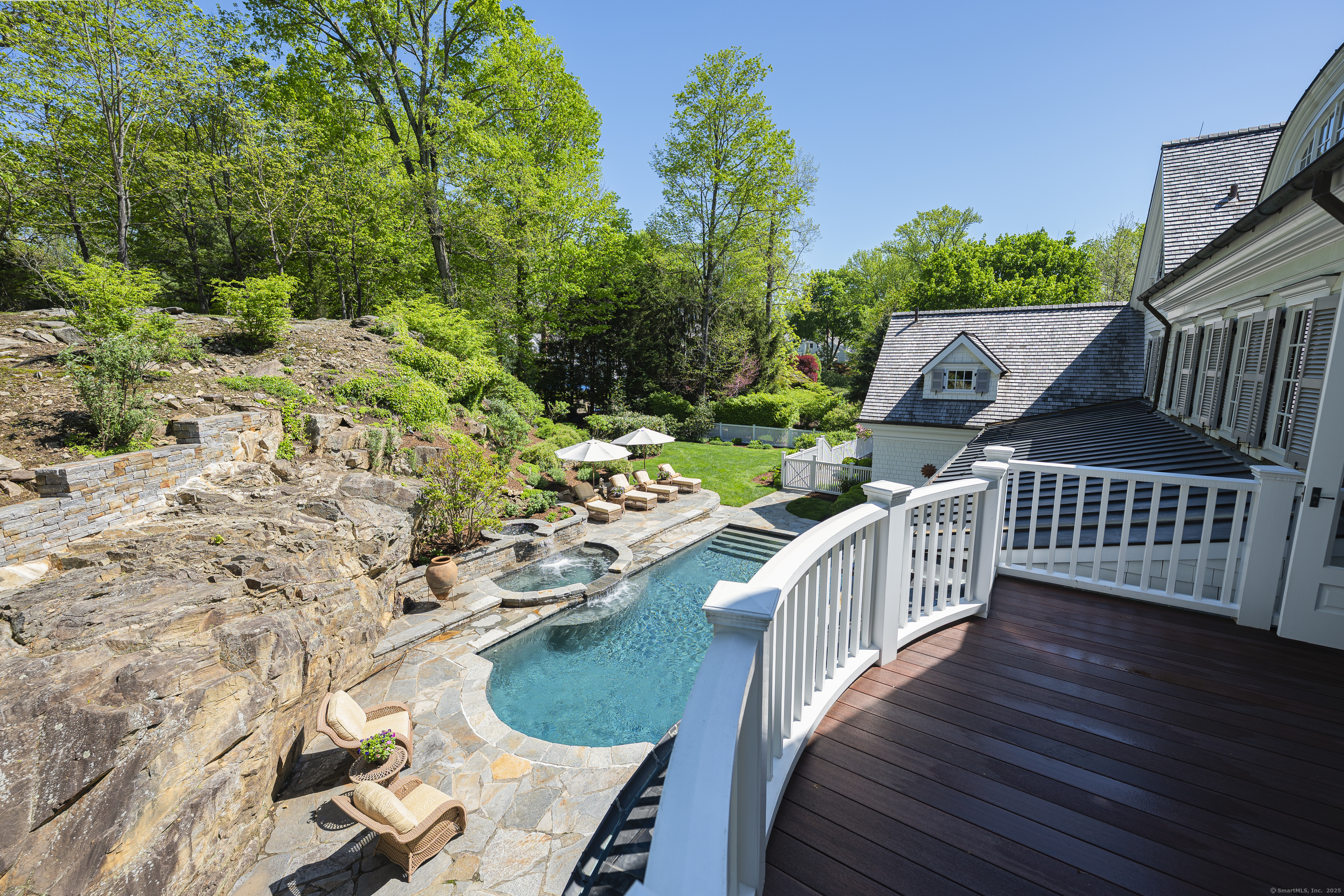 10 Cross, Darien, Connecticut 06820
