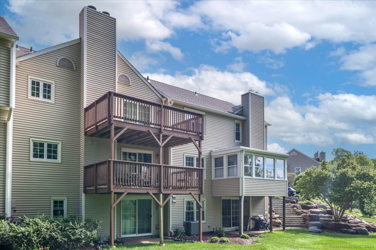 446 Pitkin, Trumbull, Connecticut 06611