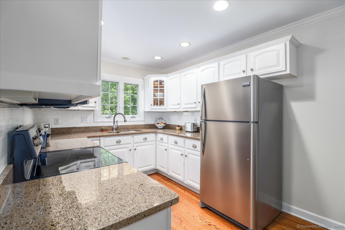 446 Pitkin, Trumbull, Connecticut 06611