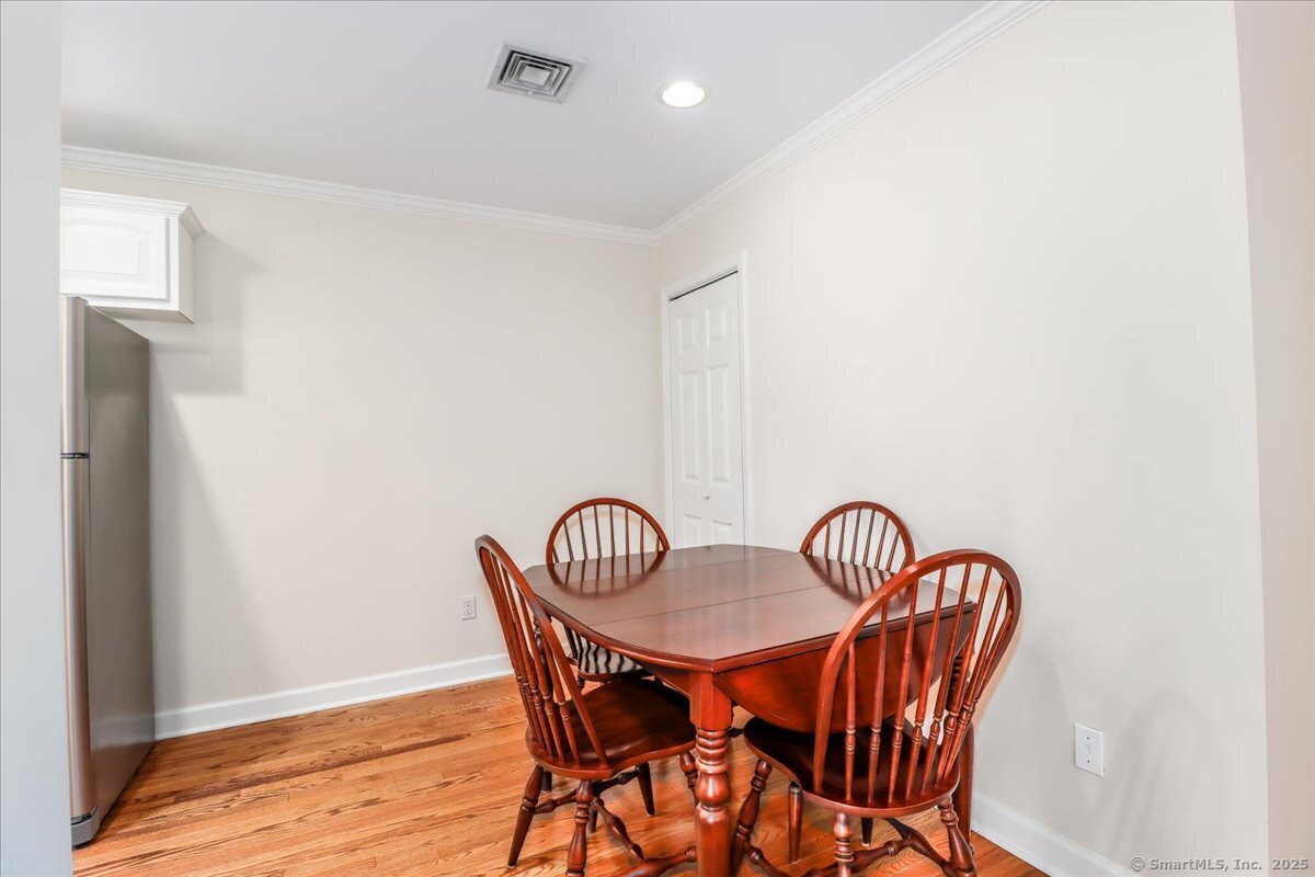 446 Pitkin, Trumbull, Connecticut 06611