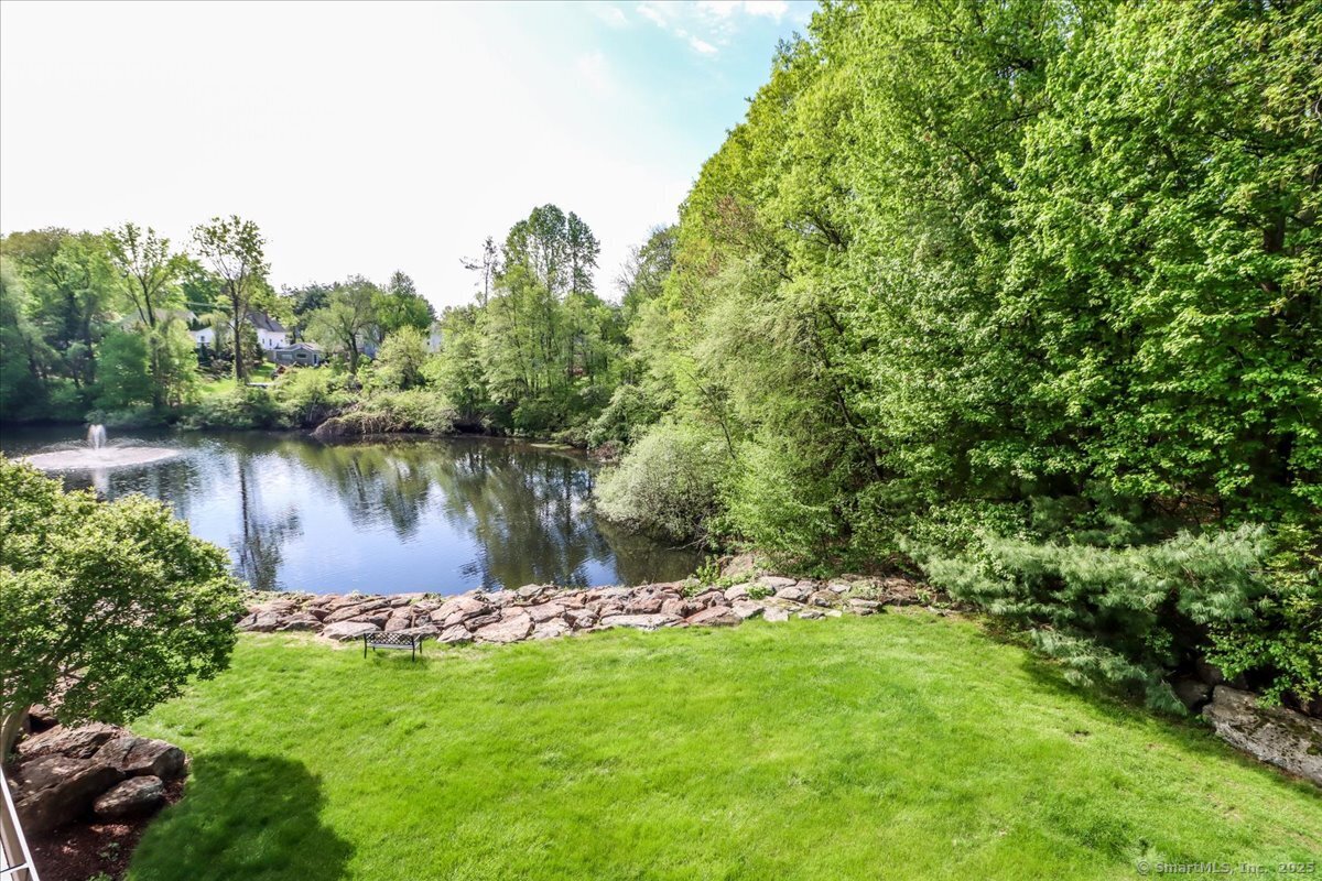 446 Pitkin, Trumbull, Connecticut 06611