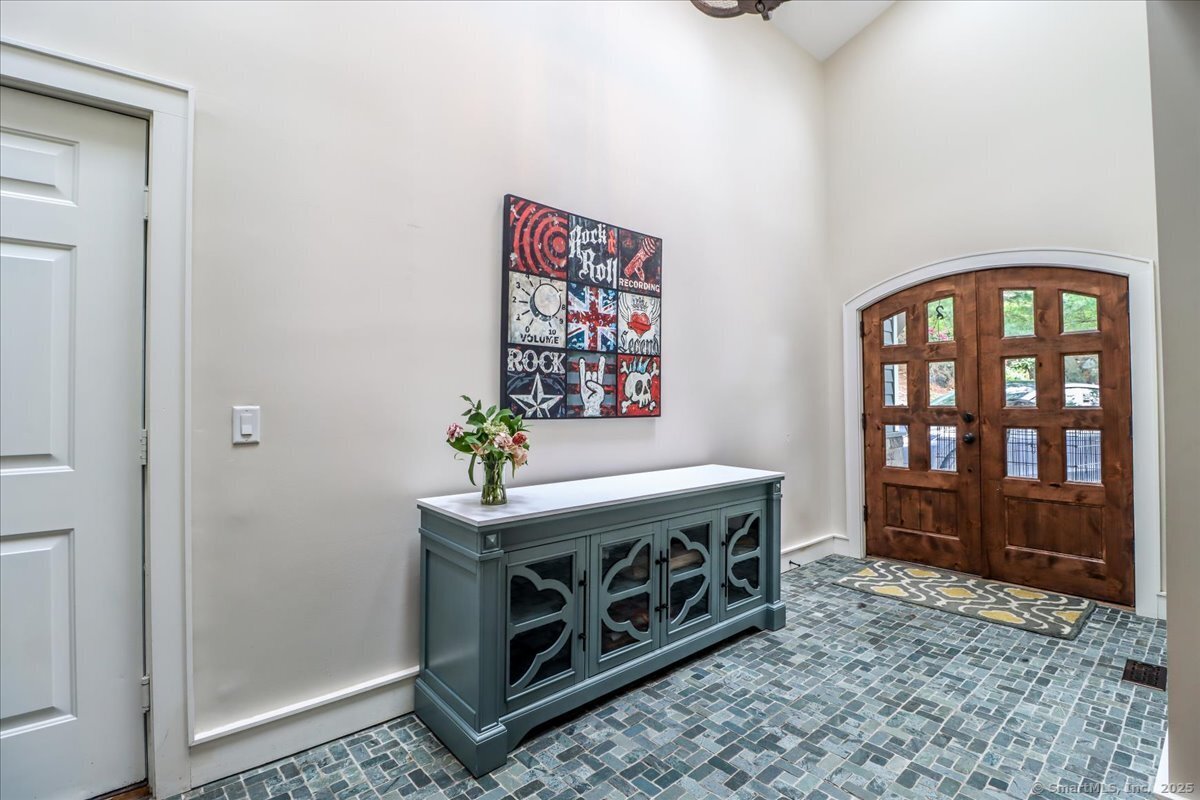 550 Barrack Hill, Ridgefield, Connecticut 06877