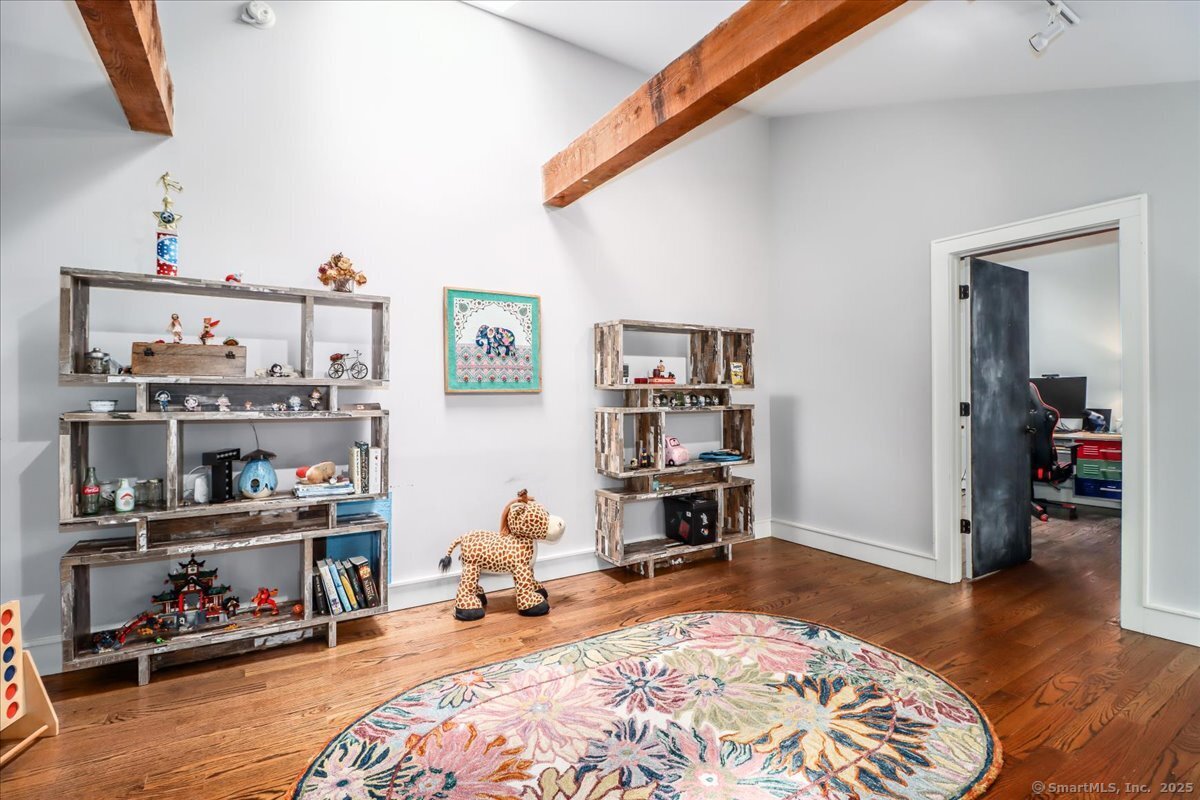 550 Barrack Hill, Ridgefield, Connecticut 06877