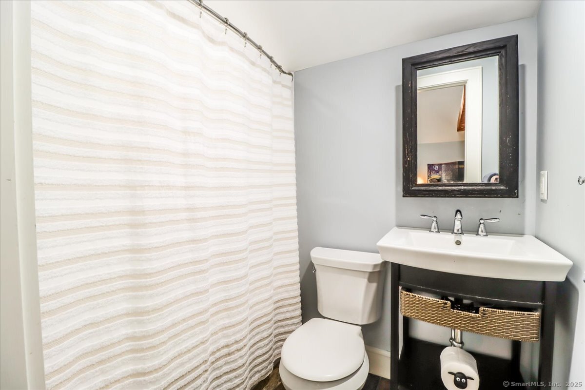 550 Barrack Hill, Ridgefield, Connecticut 06877