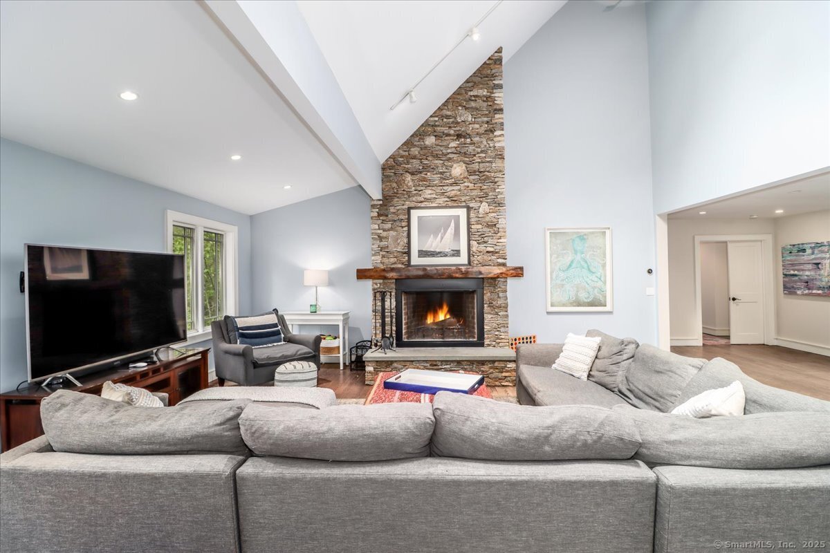 550 Barrack Hill, Ridgefield, Connecticut 06877