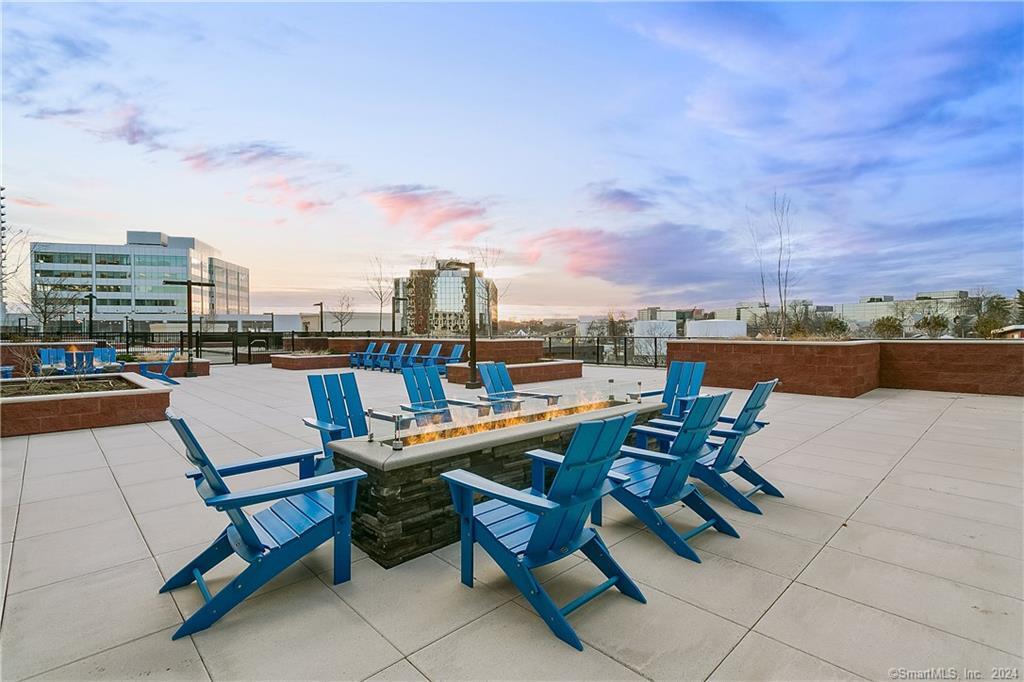 100 Commons, Stamford, 06902, 1 Bedroom Bedrooms, ,1 BathroomBathrooms,Residential Rental,For Sale,Commons,24094884