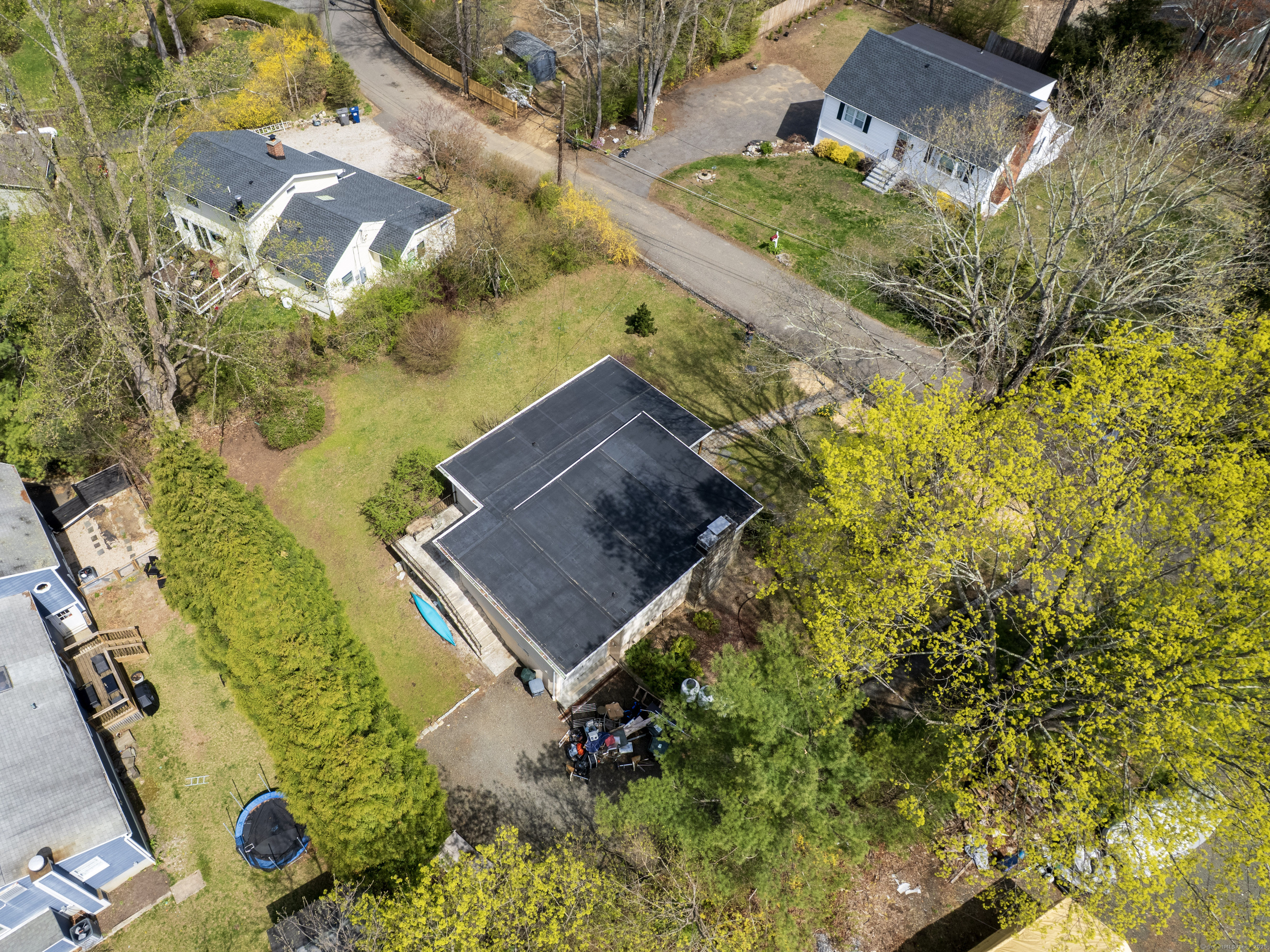 49 Crest, Ridgefield, Connecticut 06877