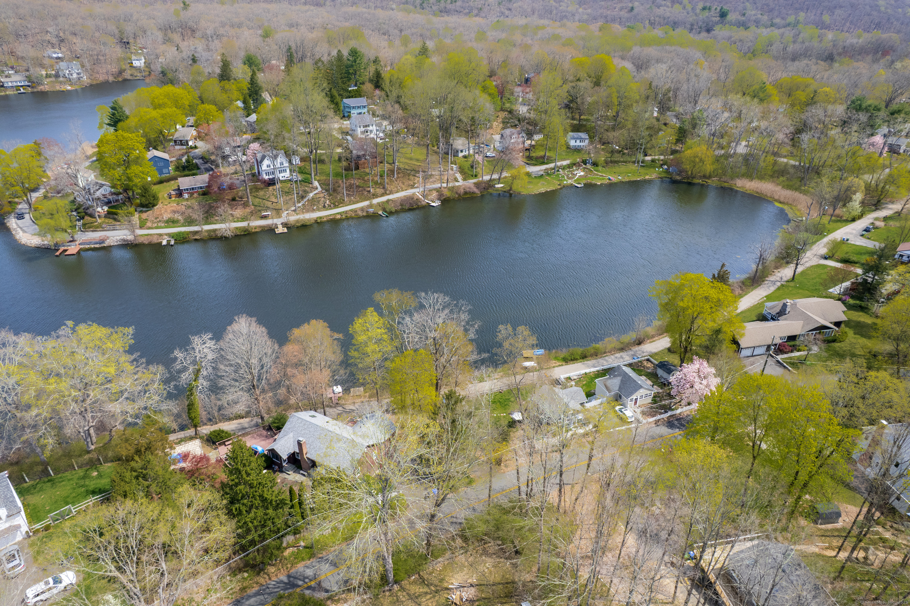 49 Crest, Ridgefield, Connecticut 06877