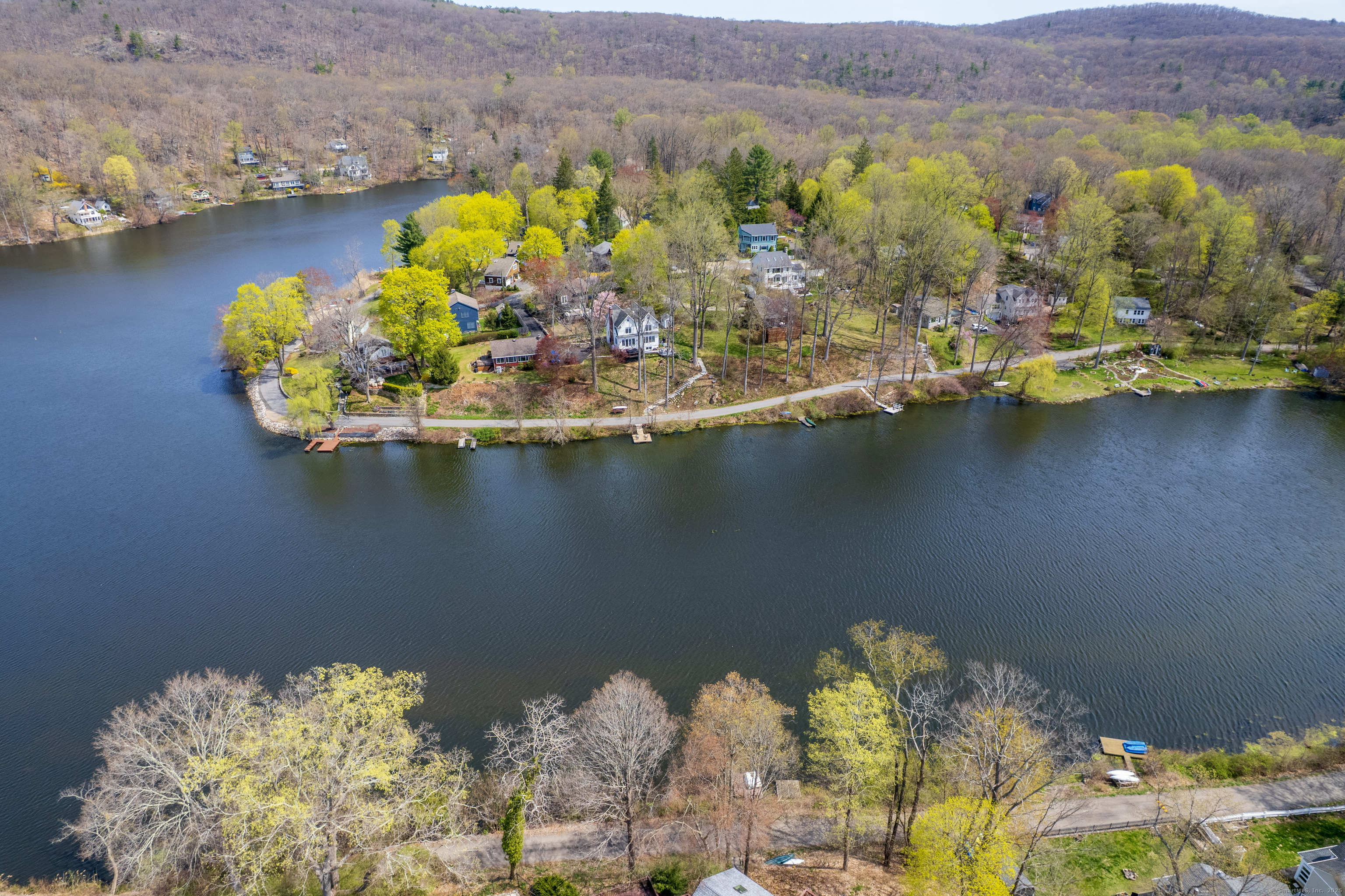 49 Crest, Ridgefield, Connecticut 06877