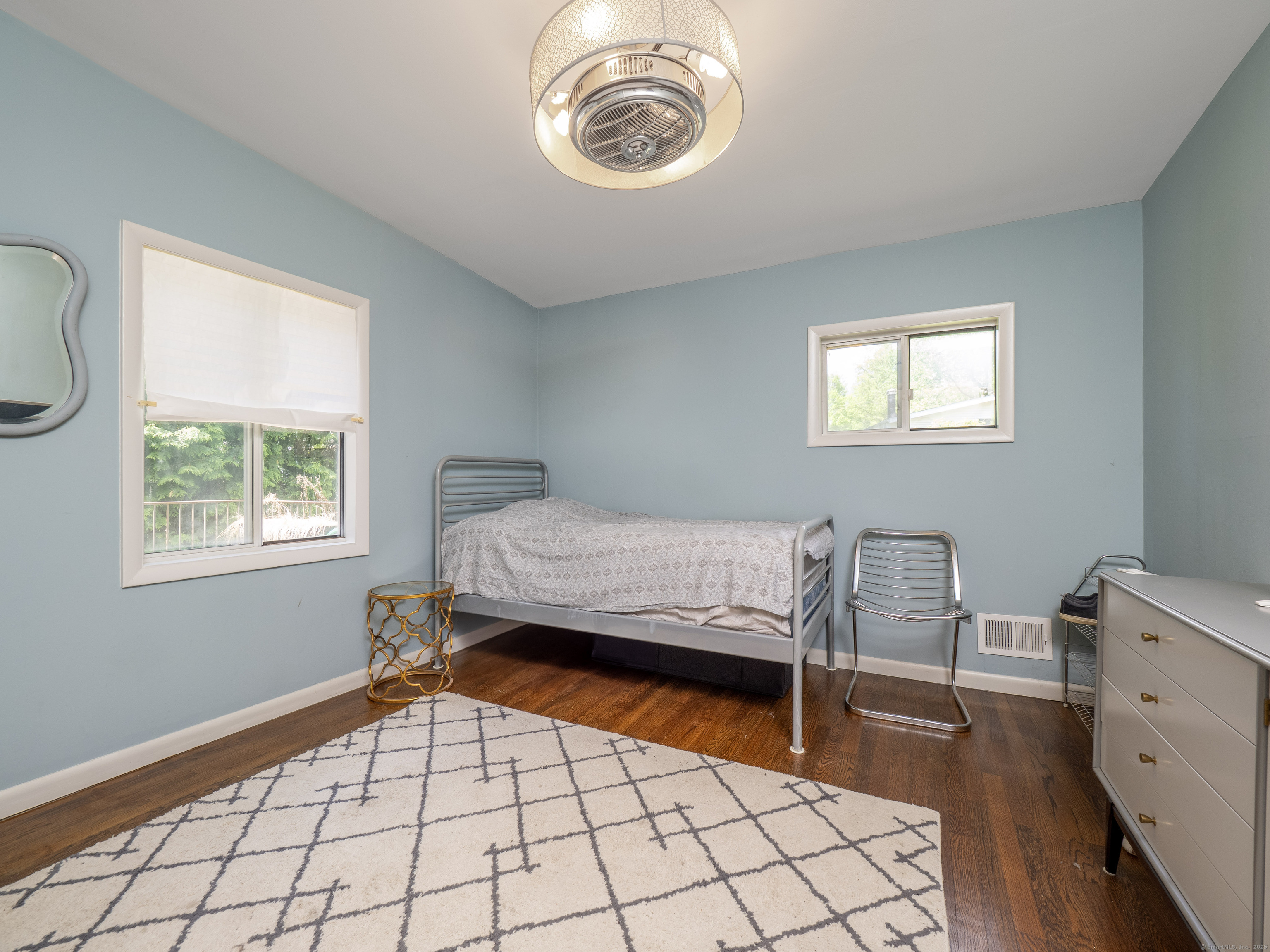 49 Crest, Ridgefield, Connecticut 06877