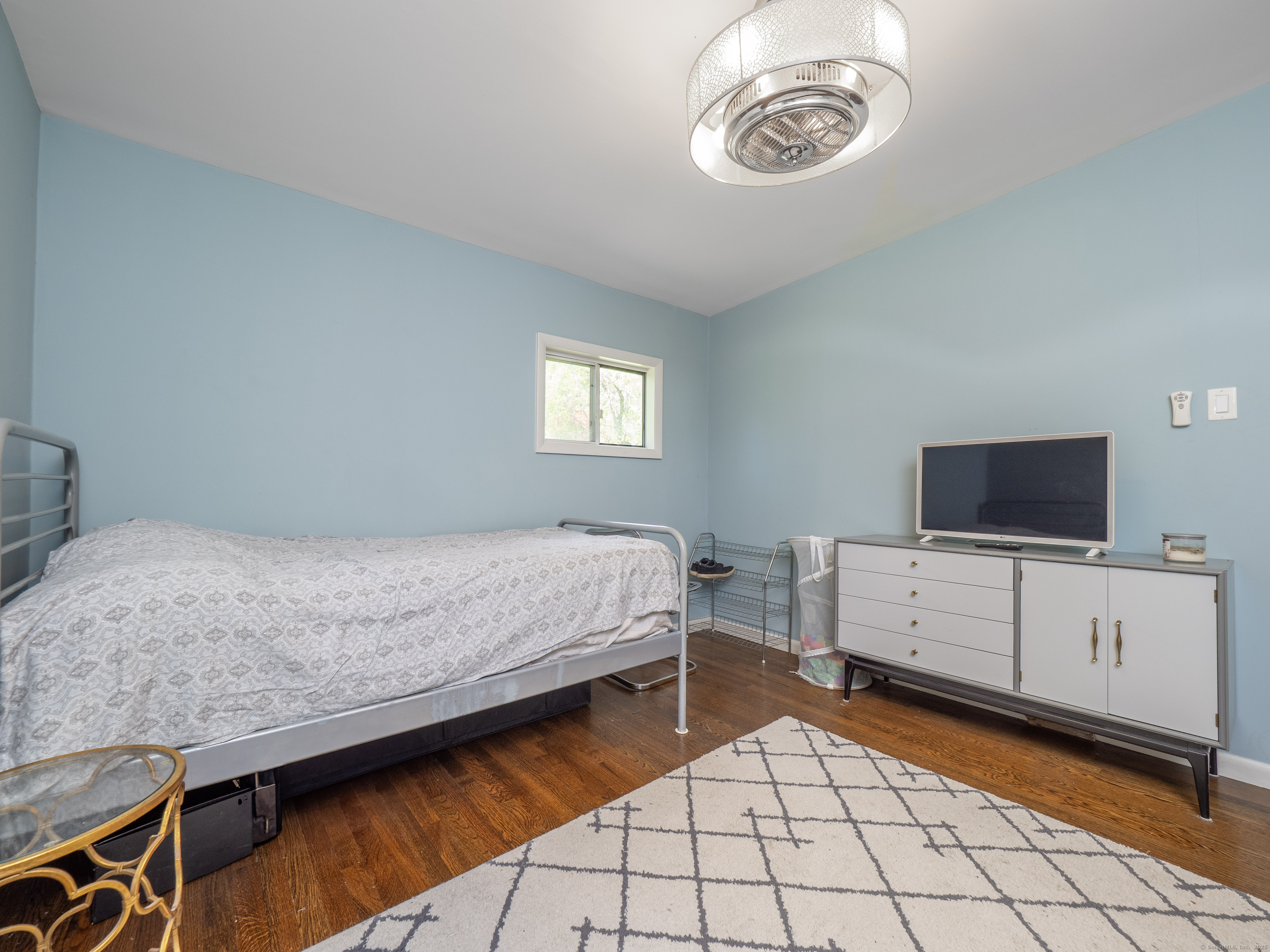 49 Crest, Ridgefield, Connecticut 06877