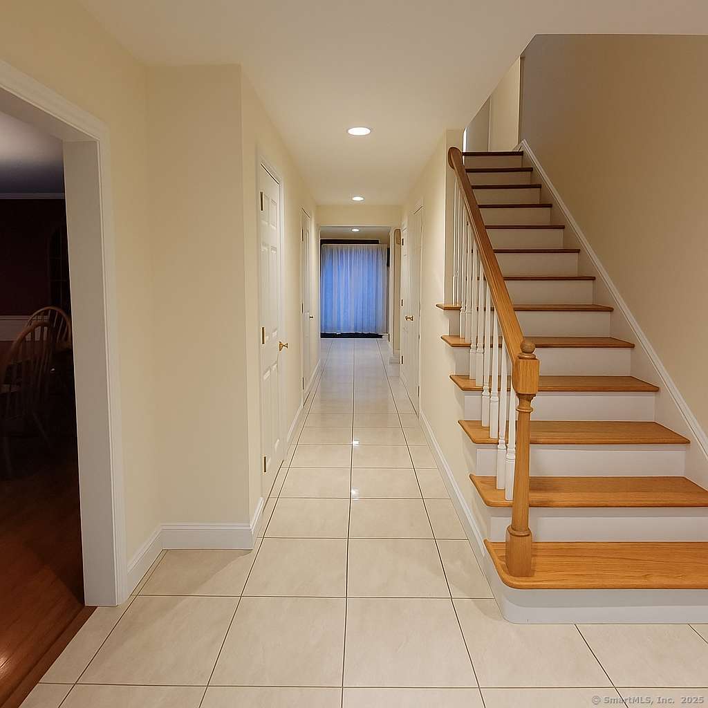 10 Secor, Brookfield, Connecticut 06804