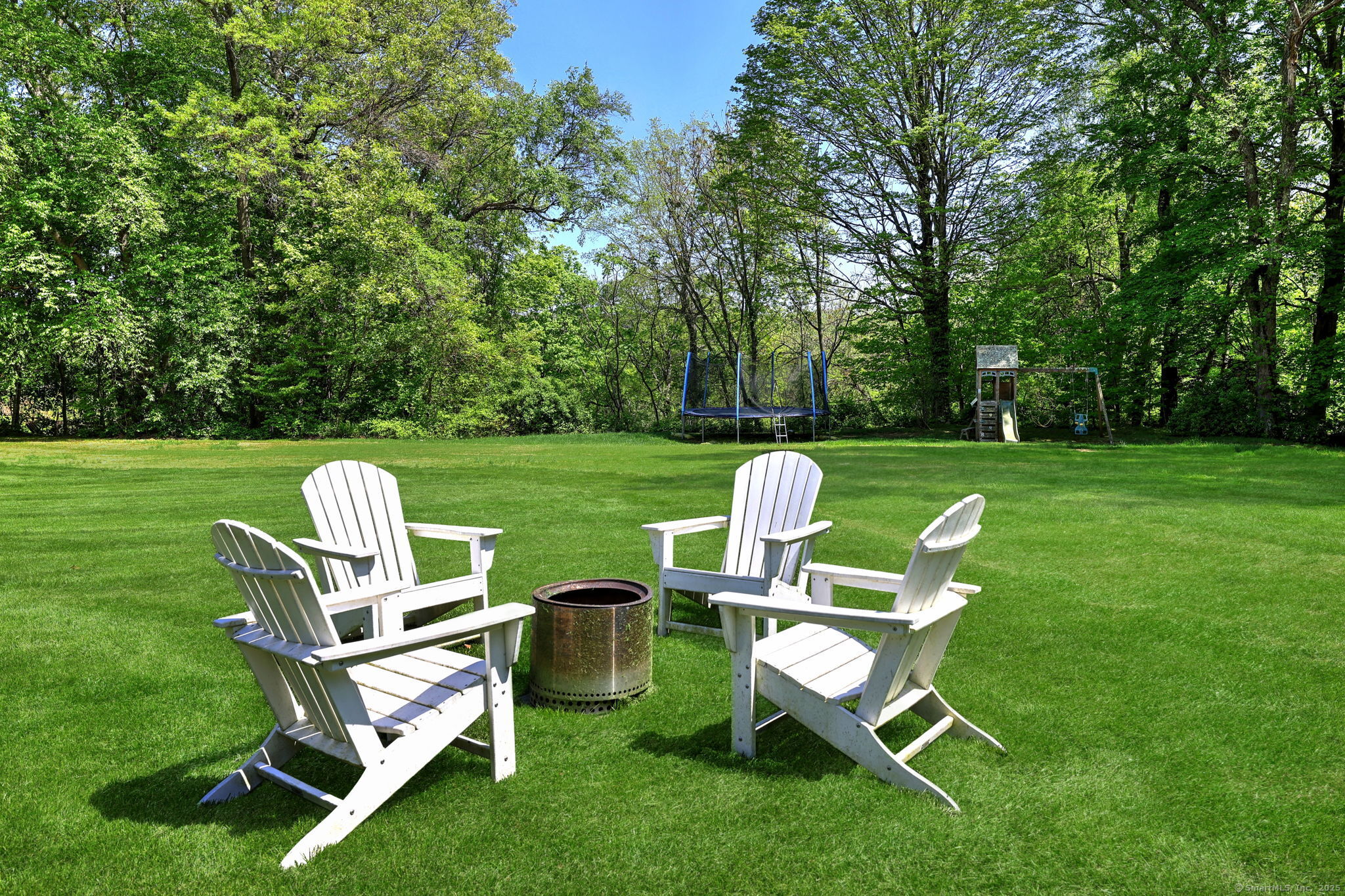 664 Greenbrier, Orange, Connecticut 06477