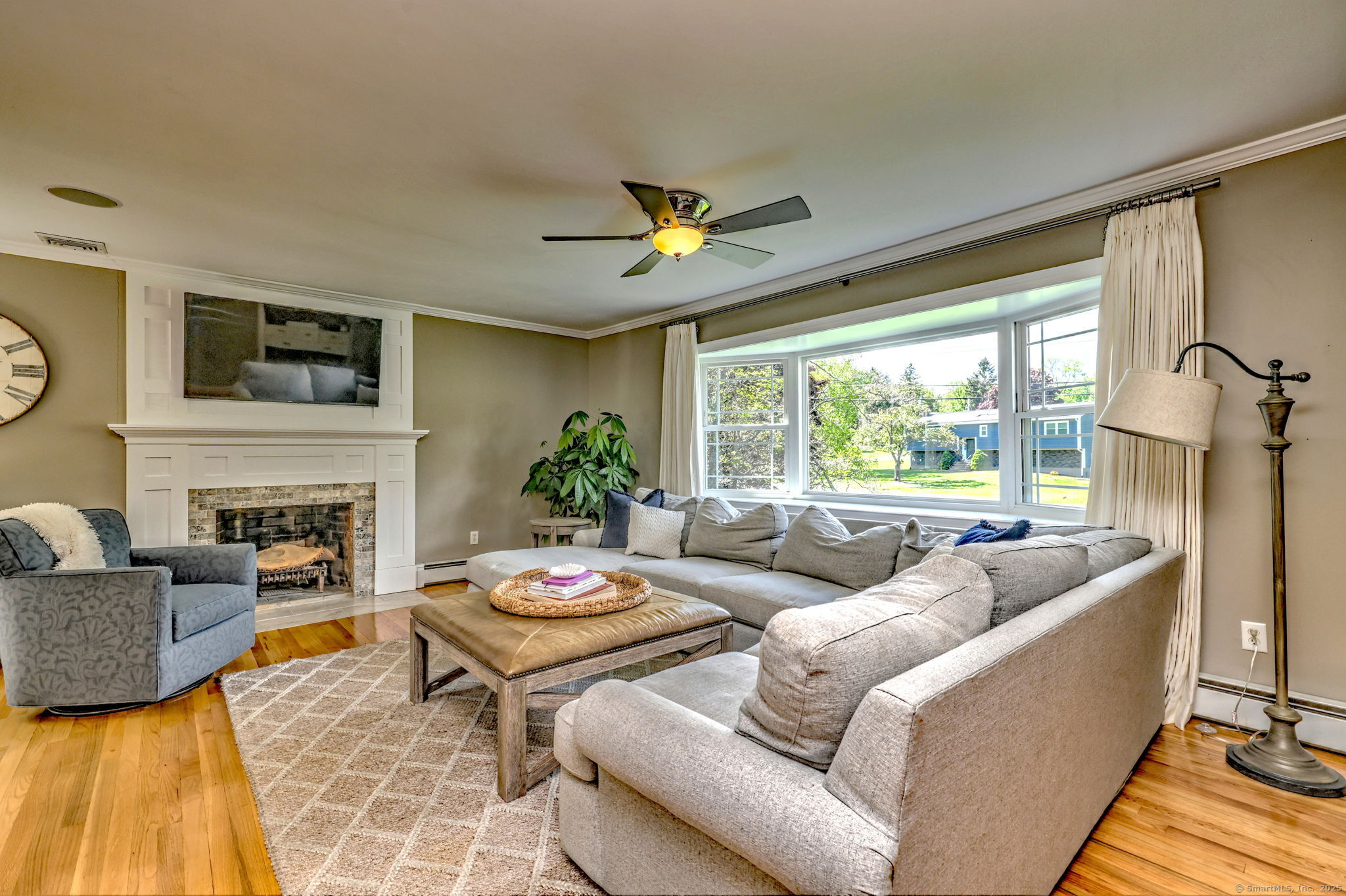 664 Greenbrier, Orange, Connecticut 06477