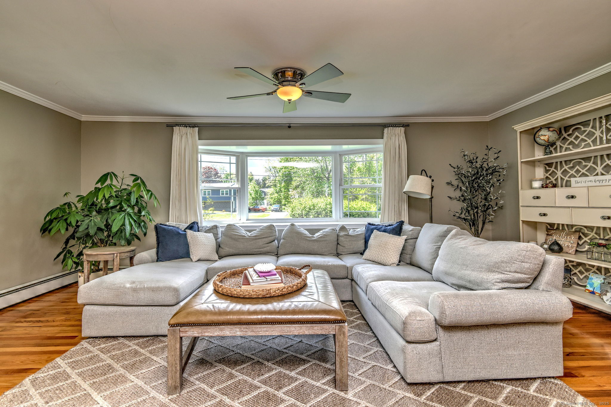 664 Greenbrier, Orange, Connecticut 06477