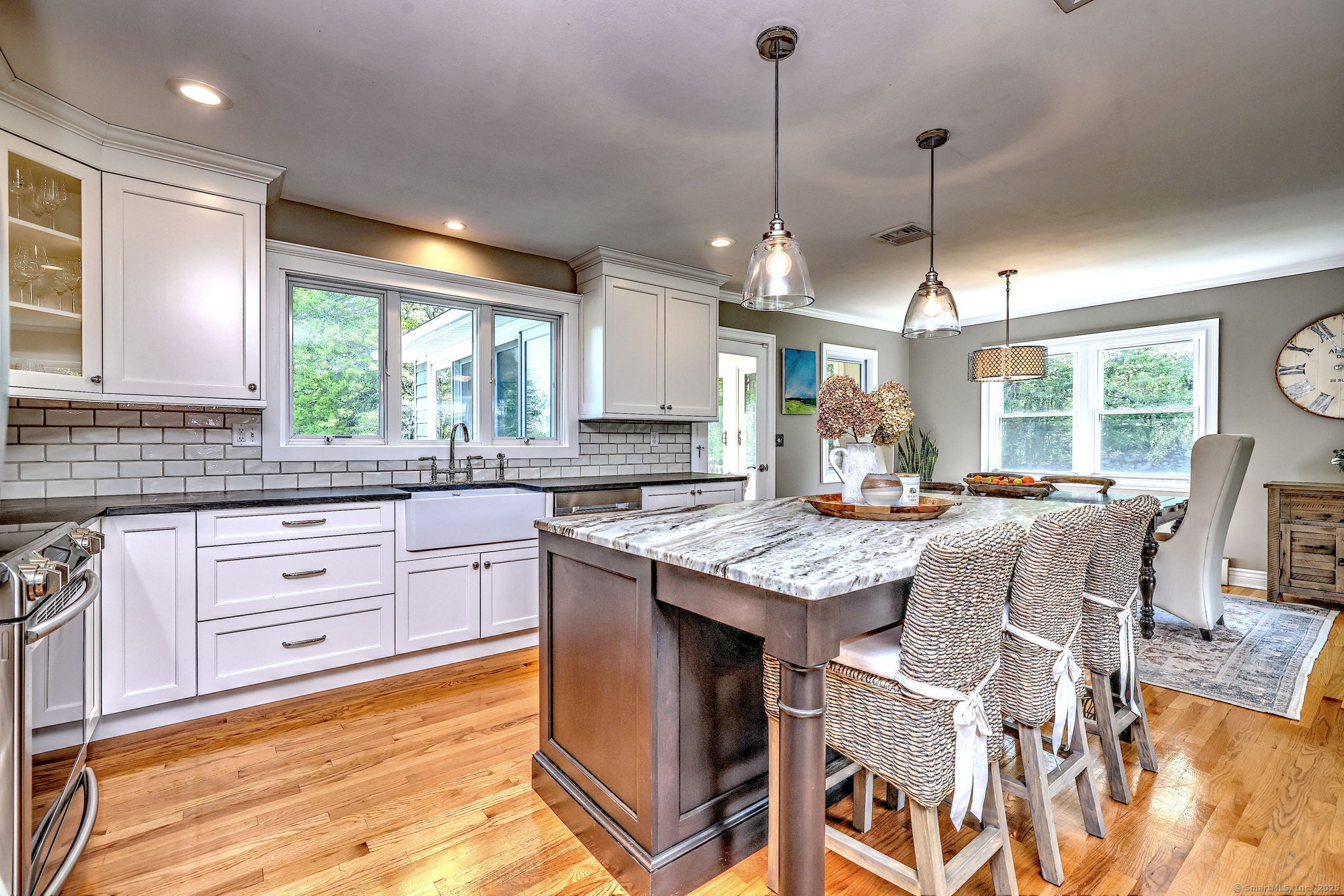 664 Greenbrier, Orange, Connecticut 06477