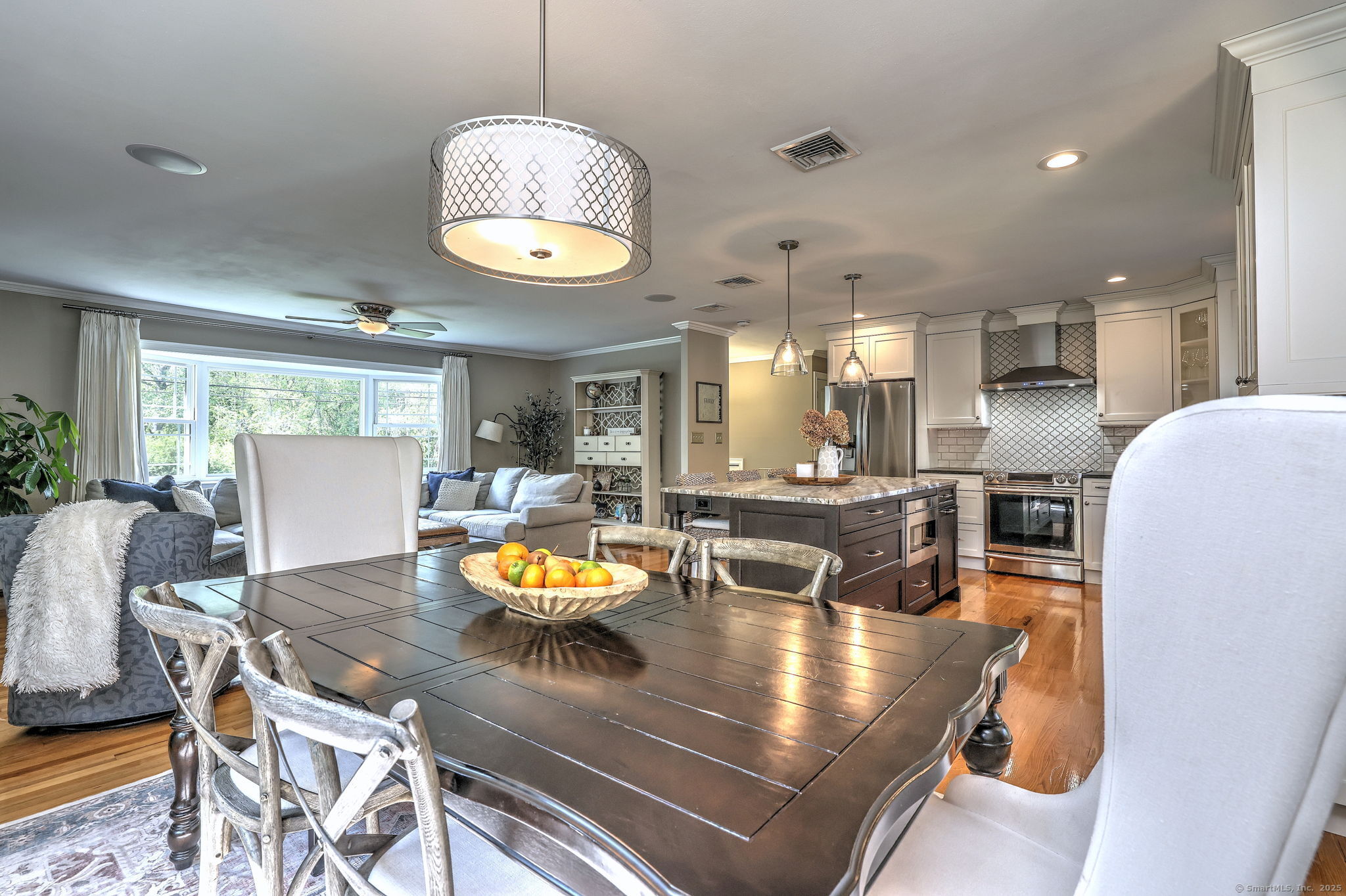 664 Greenbrier, Orange, Connecticut 06477