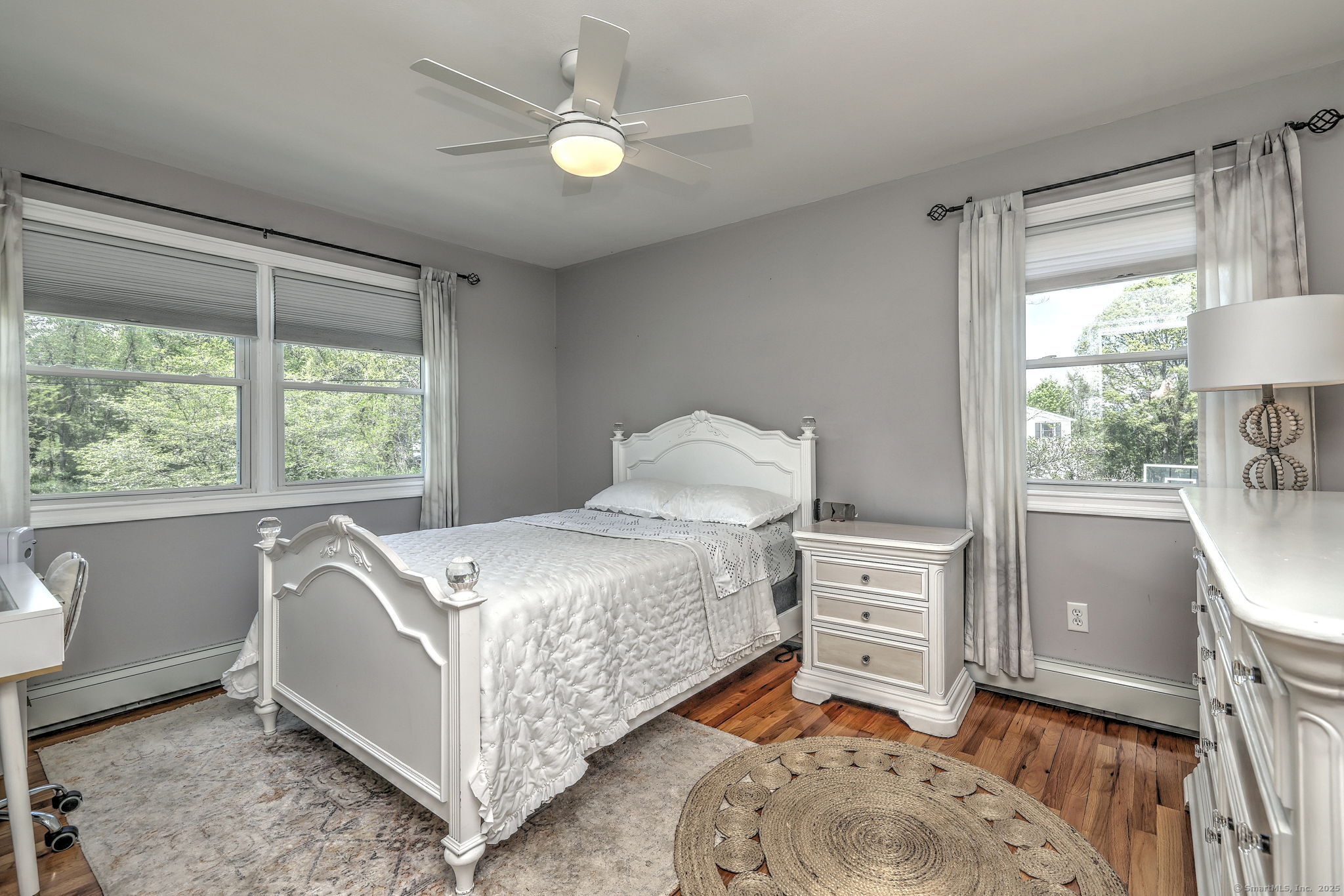 664 Greenbrier, Orange, Connecticut 06477