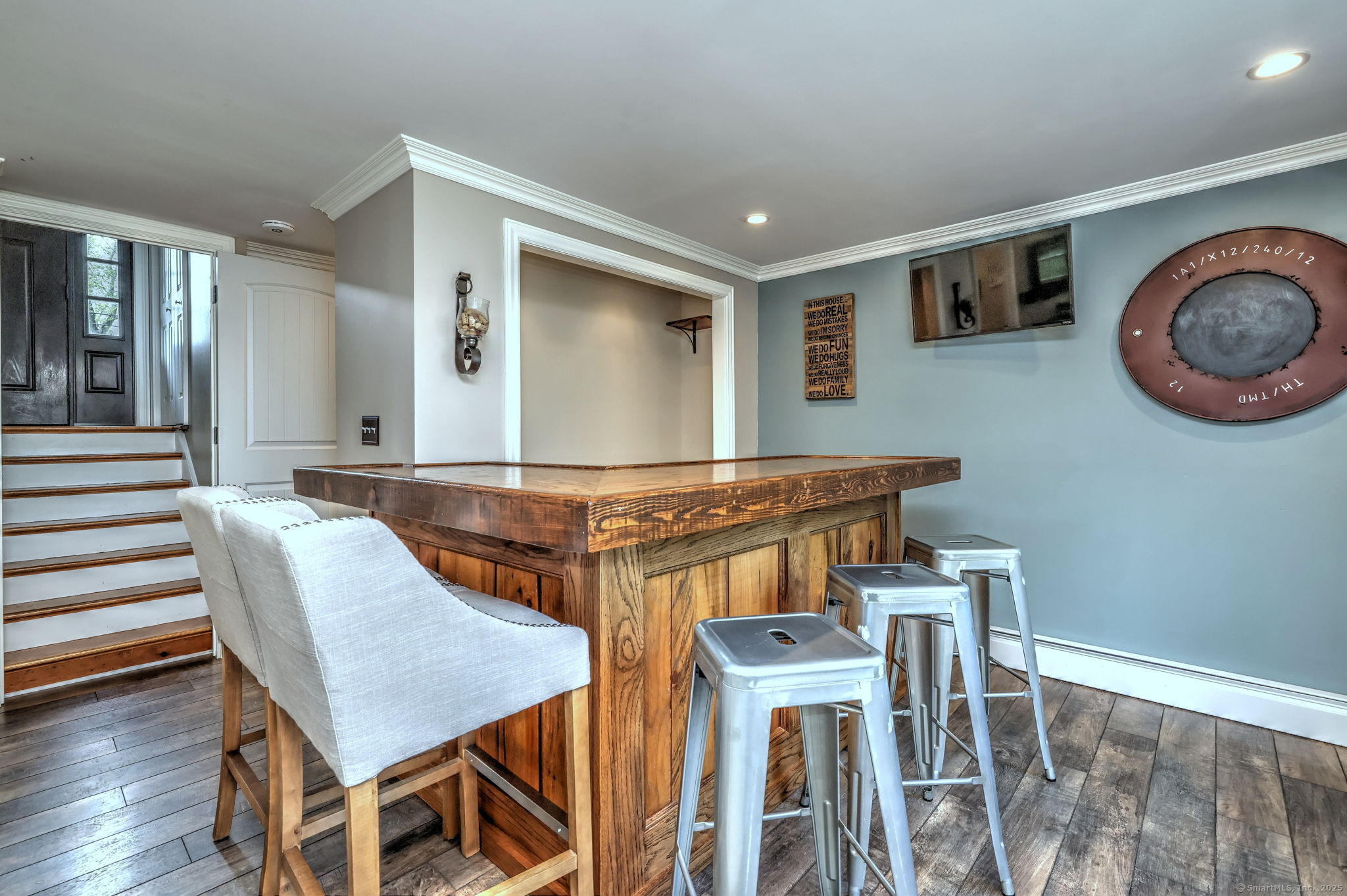 664 Greenbrier, Orange, Connecticut 06477
