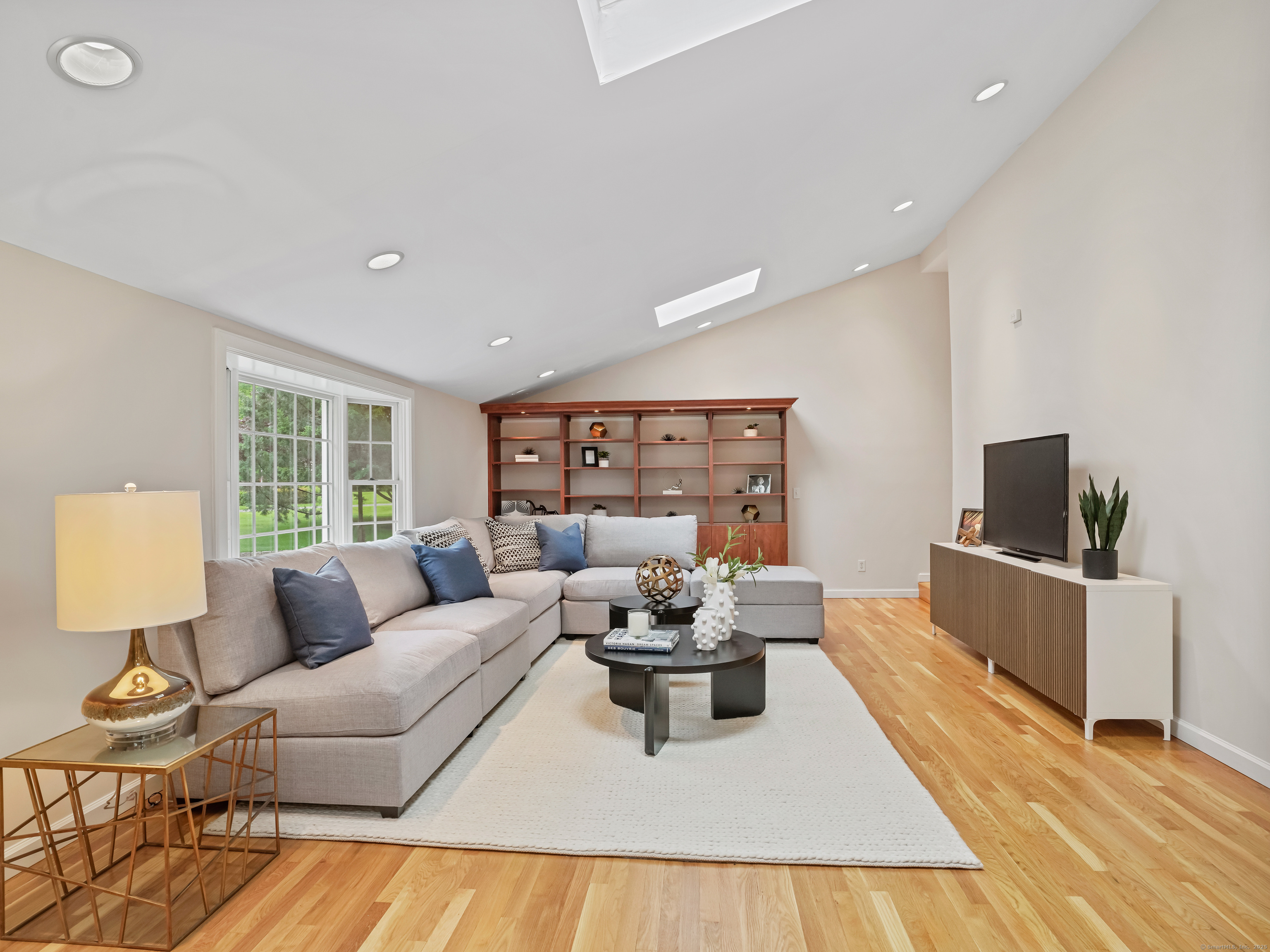 8 Argentine, Norwalk, Connecticut 06850