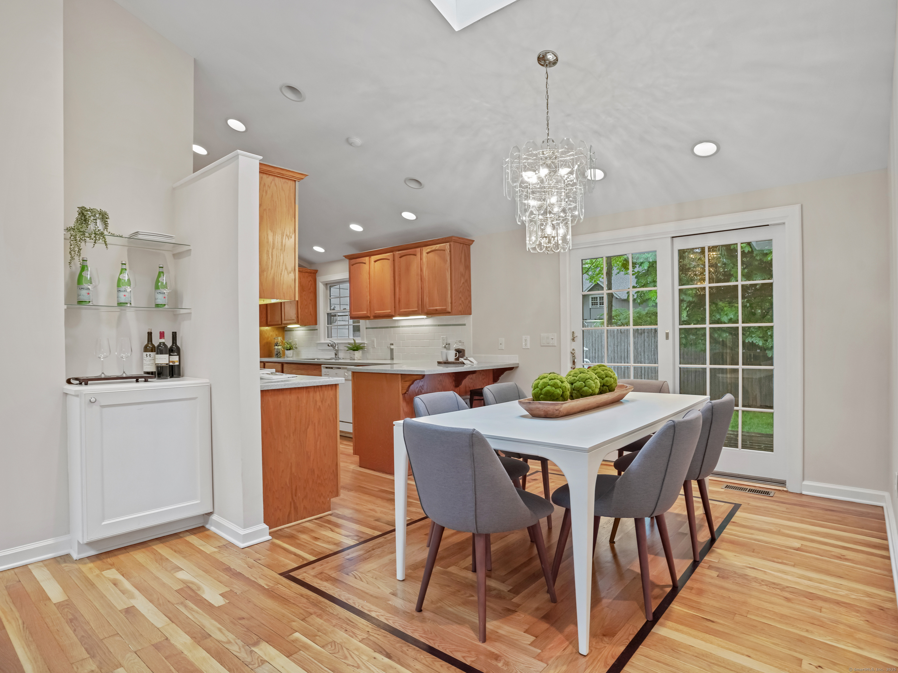 8 Argentine, Norwalk, Connecticut 06850