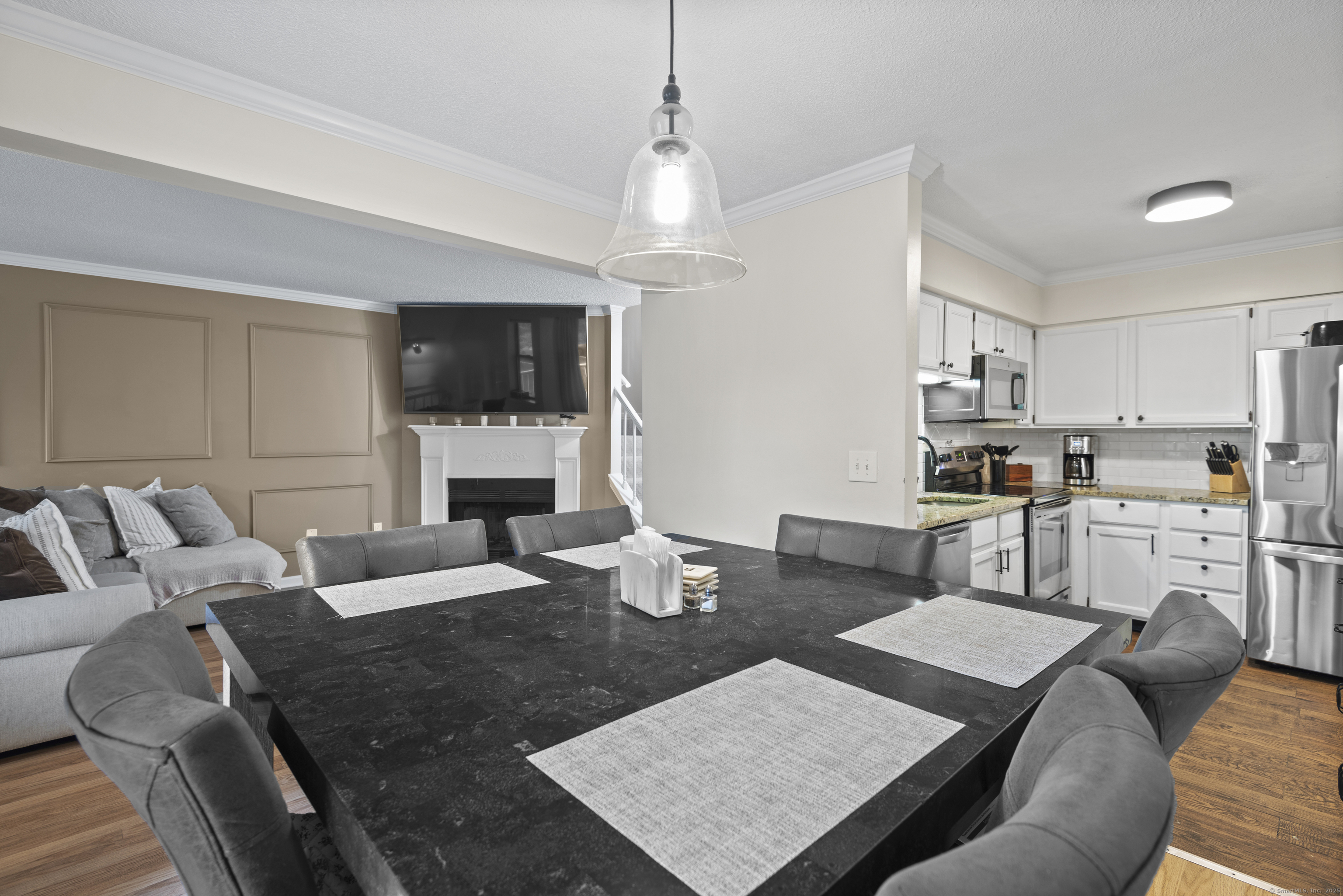 101 Peddlars, Branford, Connecticut 06405