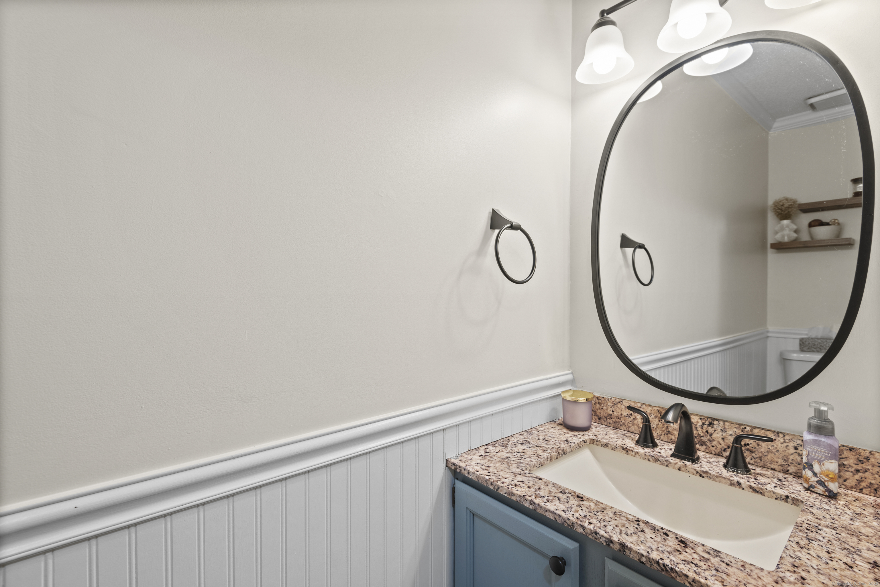101 Peddlars, Branford, Connecticut 06405