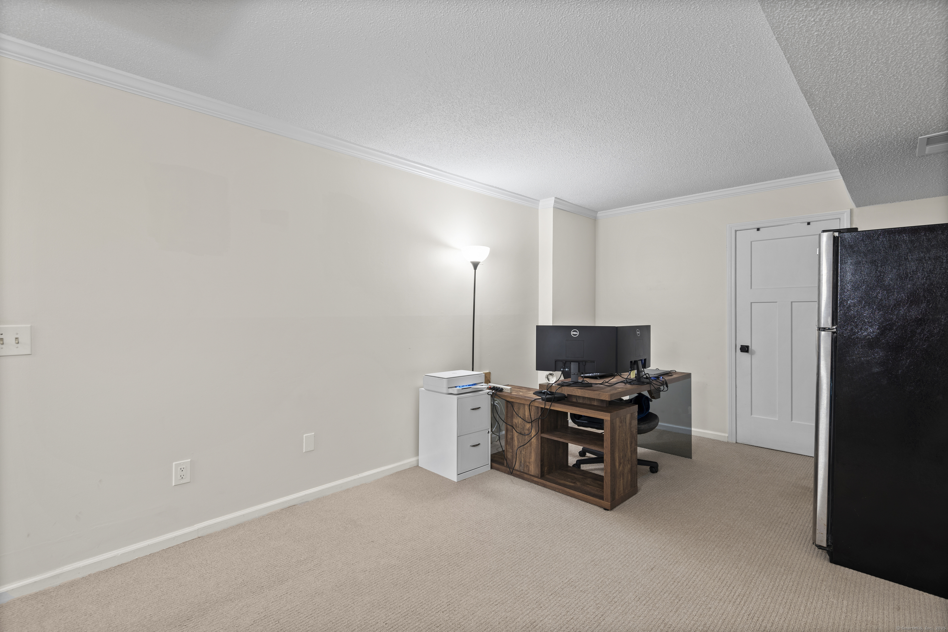 101 Peddlars, Branford, Connecticut 06405