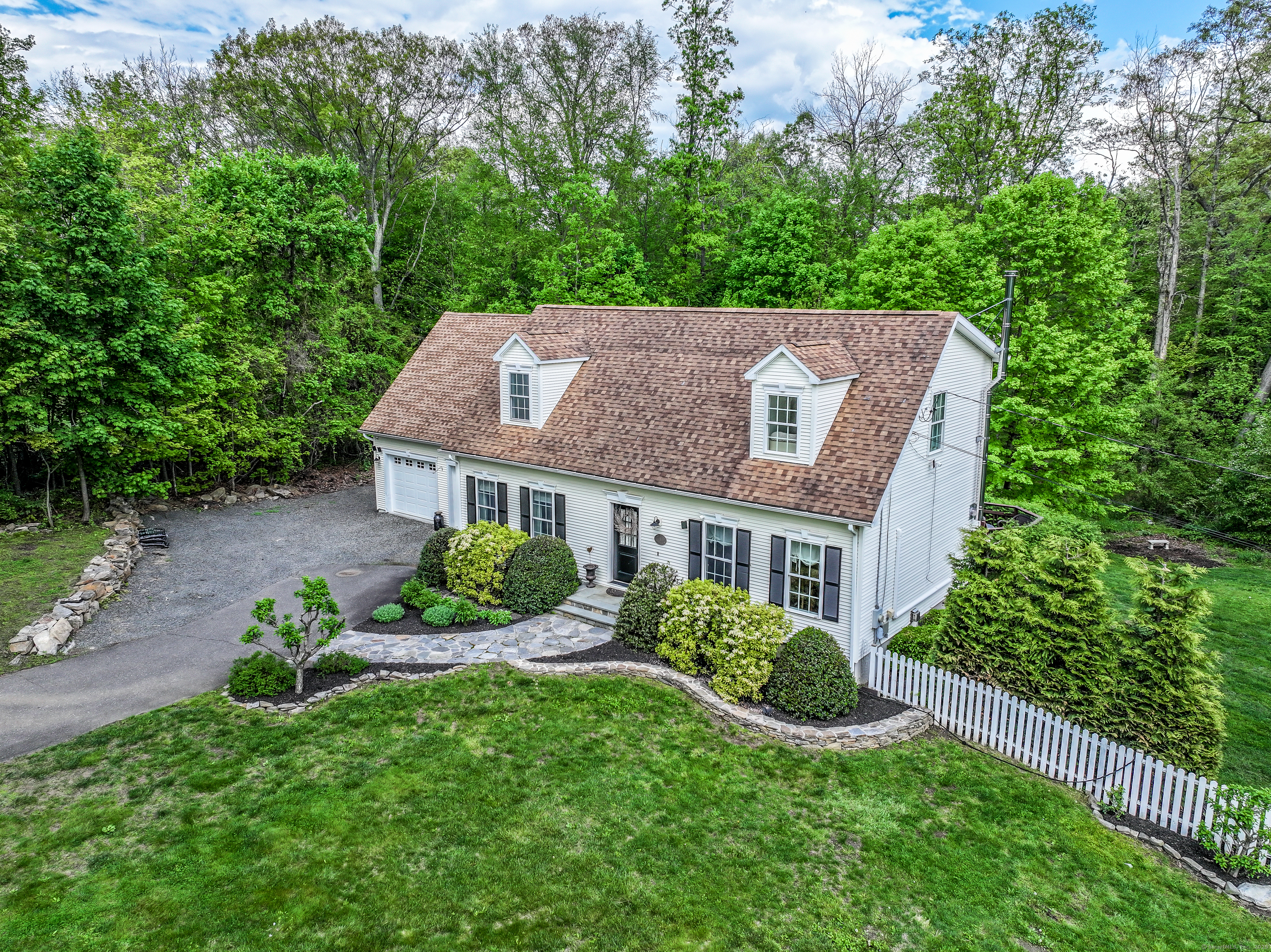 5 Maple Tree, Brookfield, Connecticut 06804