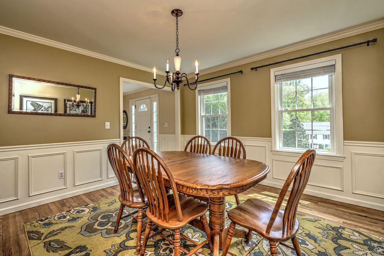 79 Sunnycrest, Trumbull, Connecticut 06611