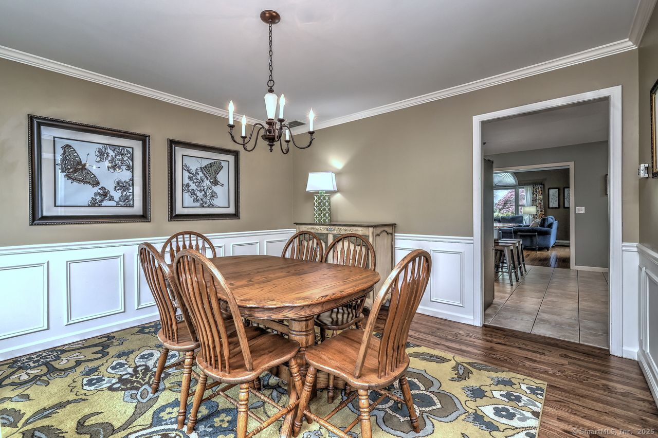 79 Sunnycrest, Trumbull, Connecticut 06611