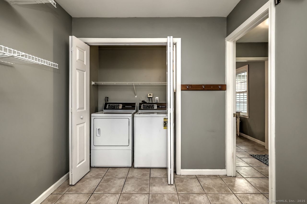 79 Sunnycrest, Trumbull, Connecticut 06611