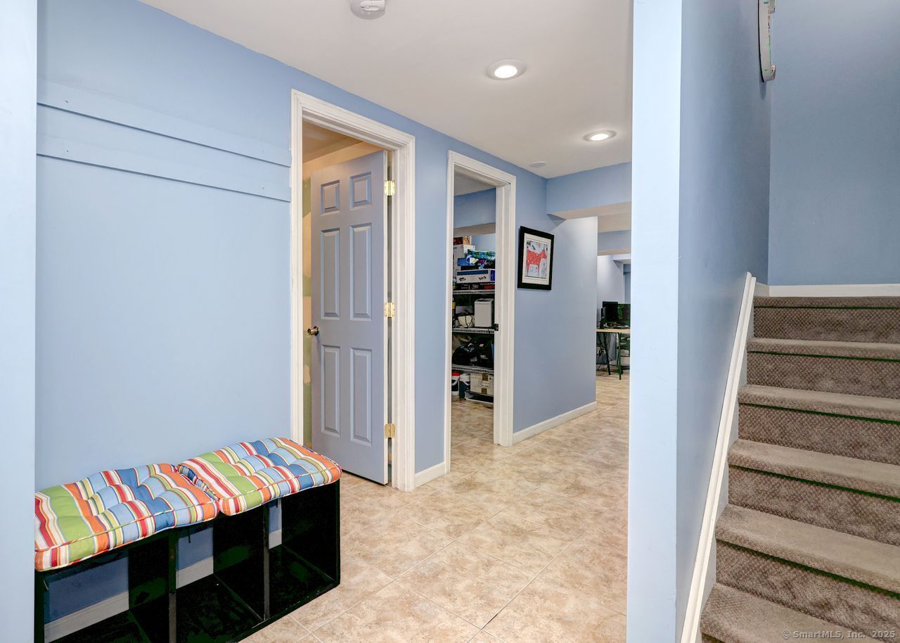 79 Sunnycrest, Trumbull, Connecticut 06611