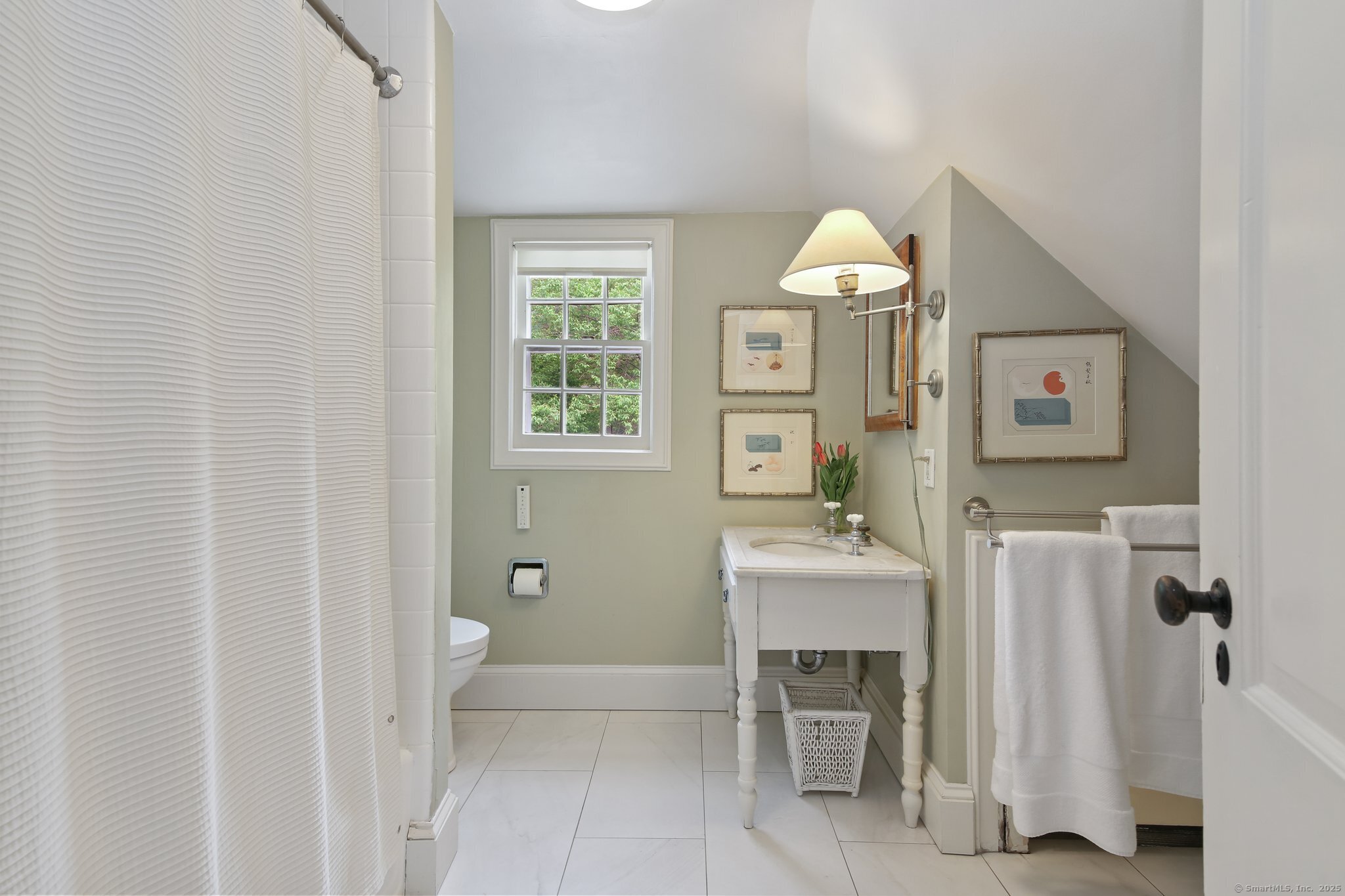 167 Skunk, Wilton, Connecticut 06897