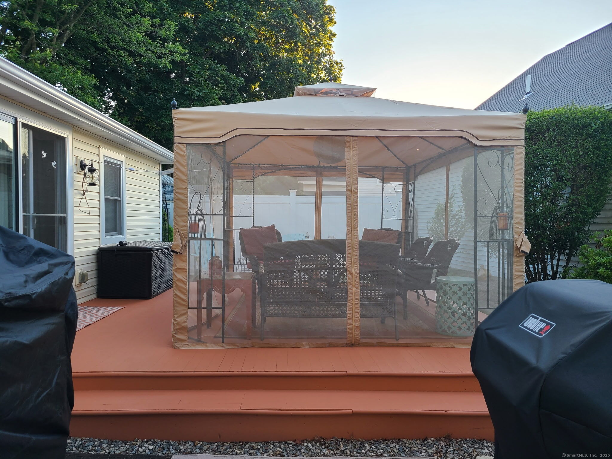 89 South, Madison, Connecticut 06443