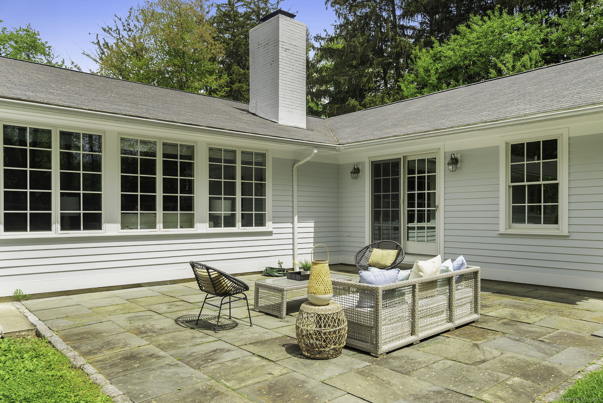 43 Green Meadow, New Canaan, Connecticut 06840