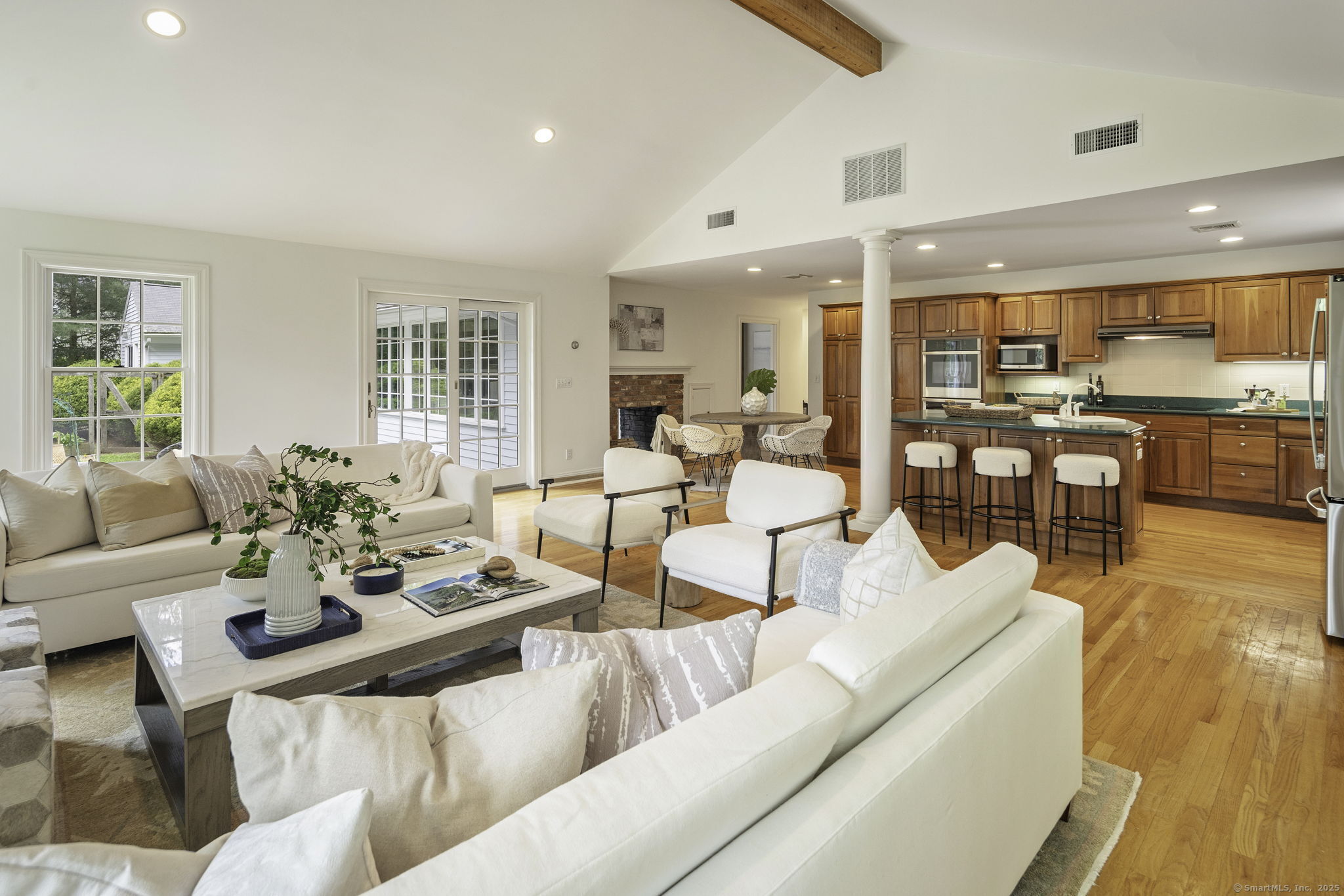43 Green Meadow, New Canaan, Connecticut 06840