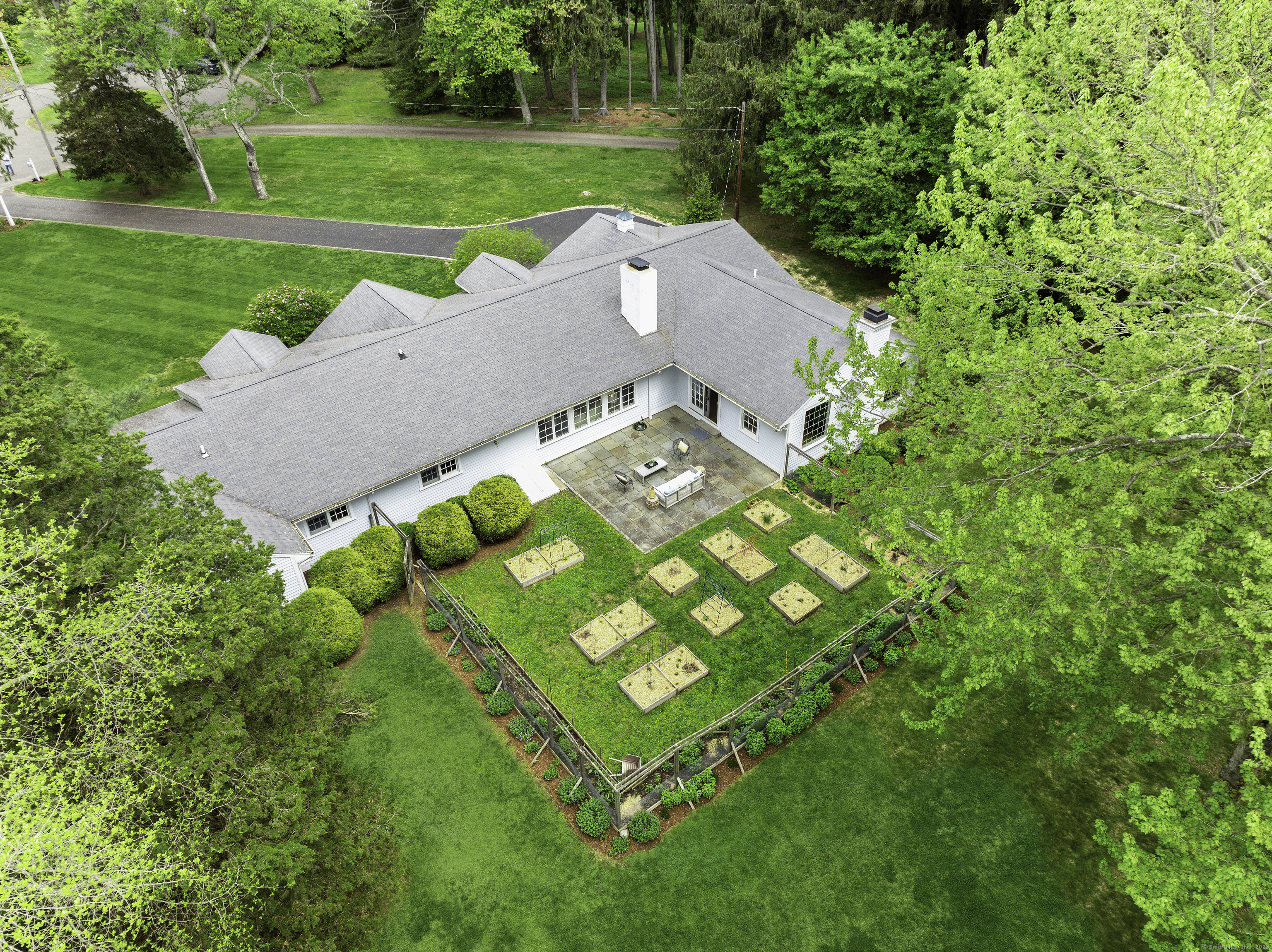 43 Green Meadow, New Canaan, Connecticut 06840