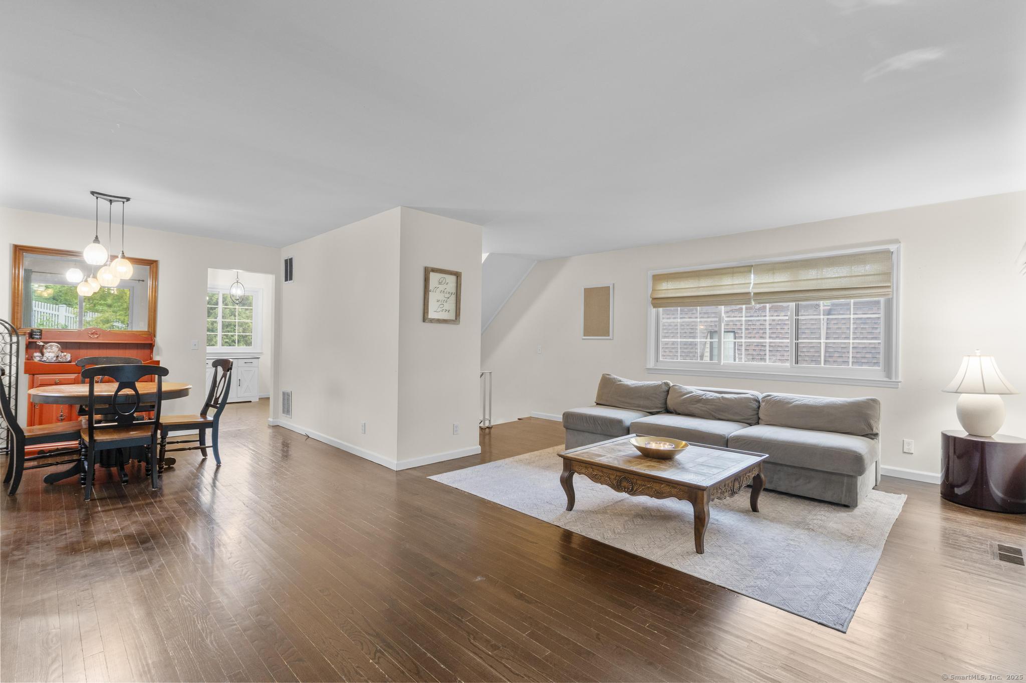 202 Soundview, Stamford, Connecticut 06902