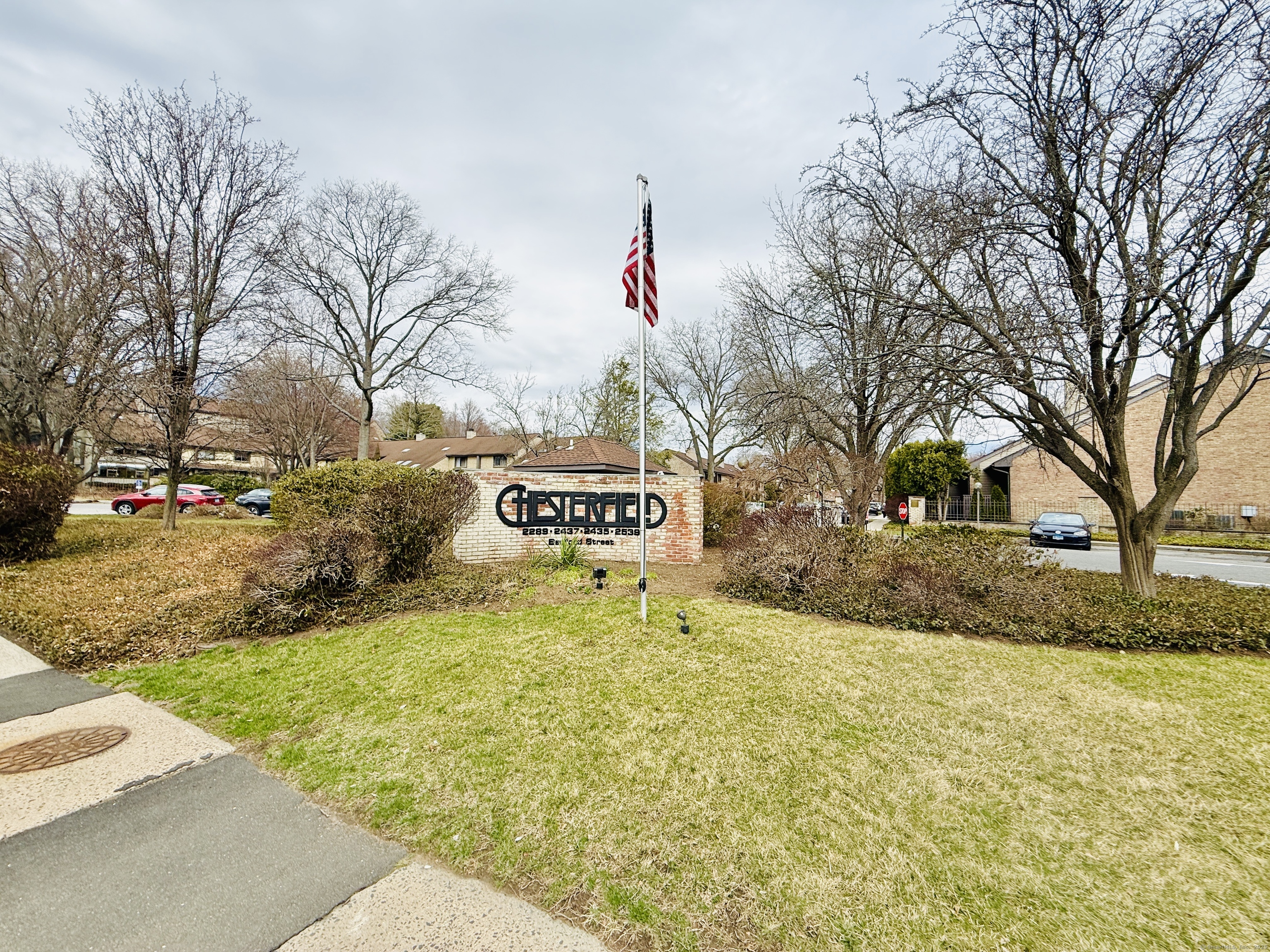 2437 Bedford, Stamford, Connecticut 06905