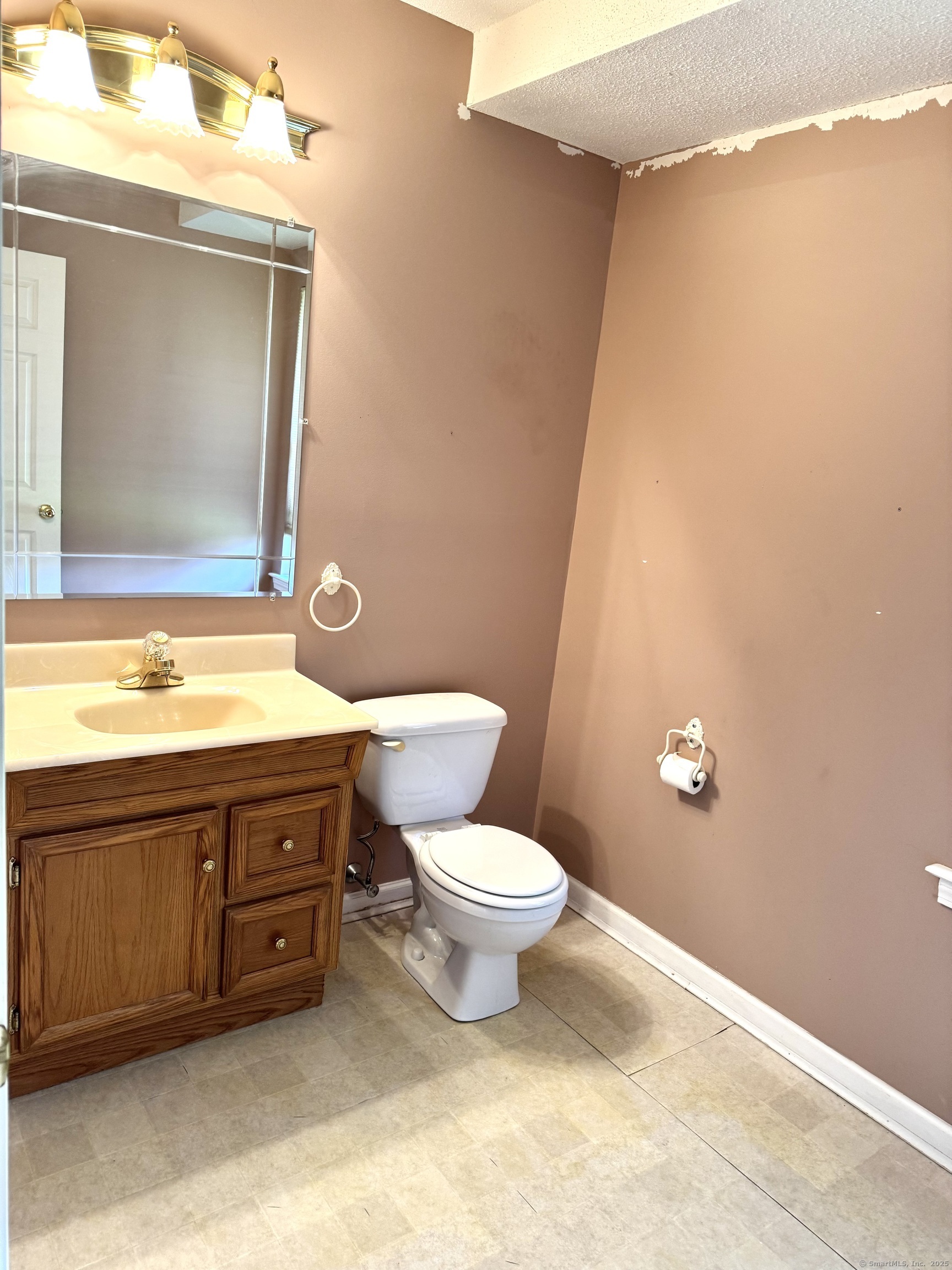 26 John George, Meriden, Connecticut 06450
