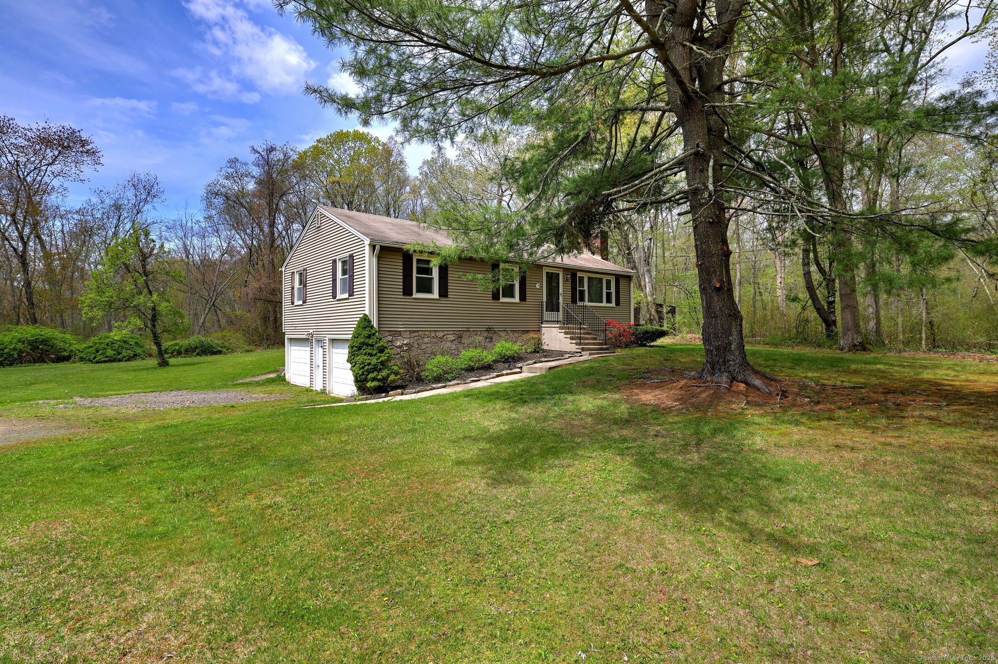 501 Durham, Madison, Connecticut 06443