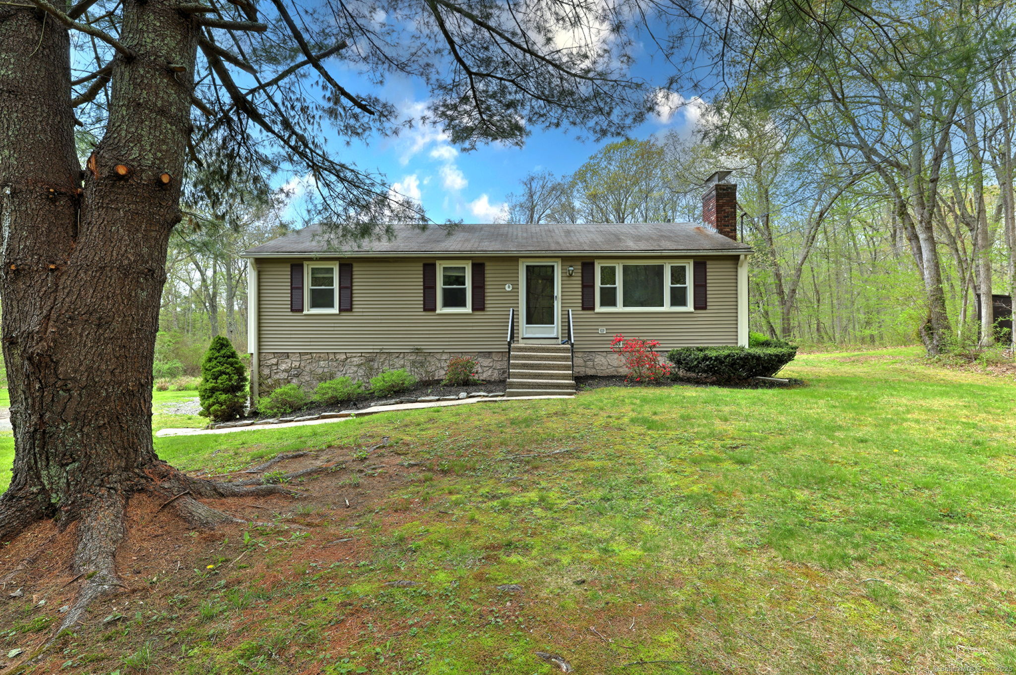 501 Durham, Madison, Connecticut 06443
